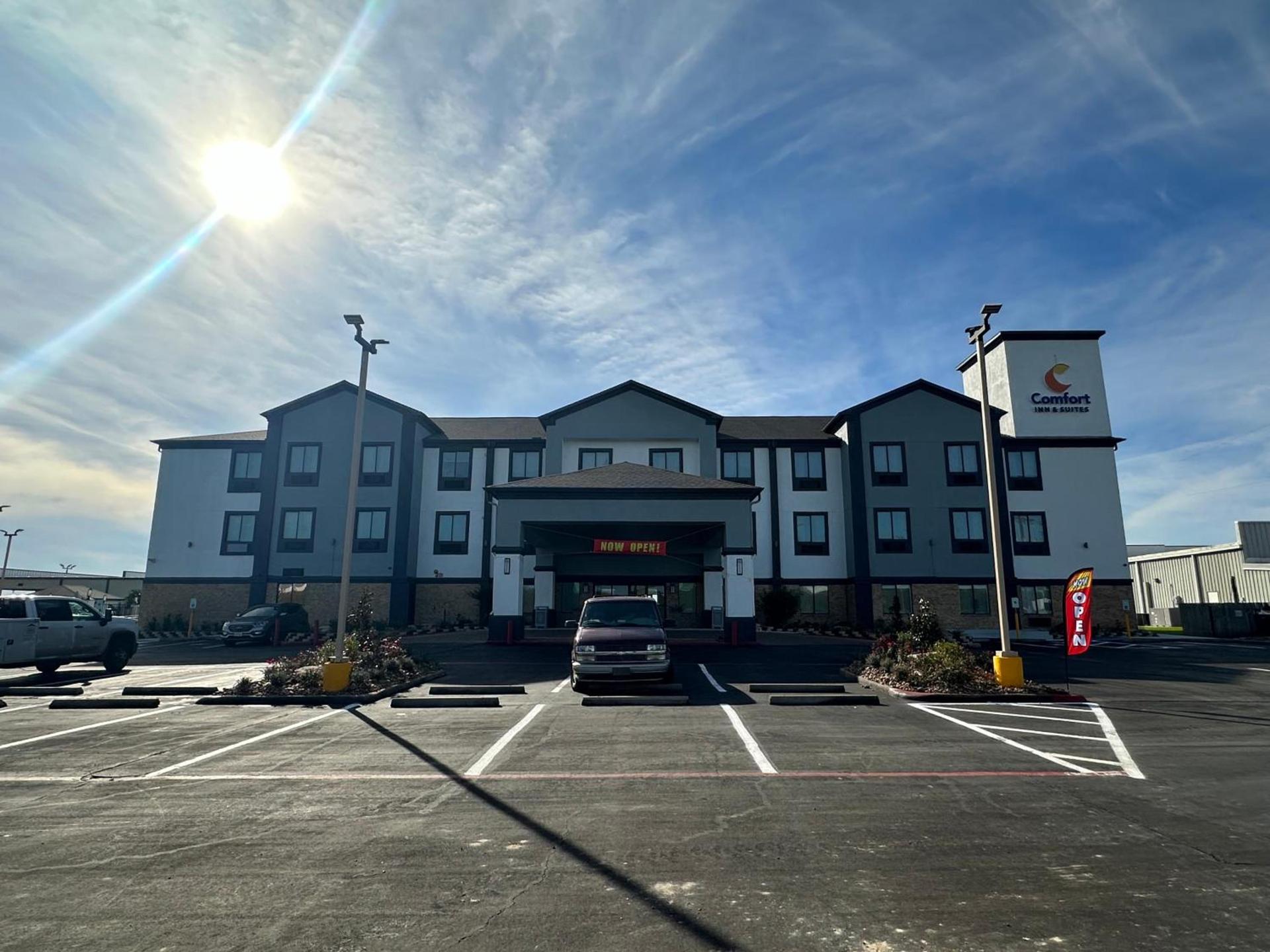 Comfort Inn & Suites Schulenburg photo 2