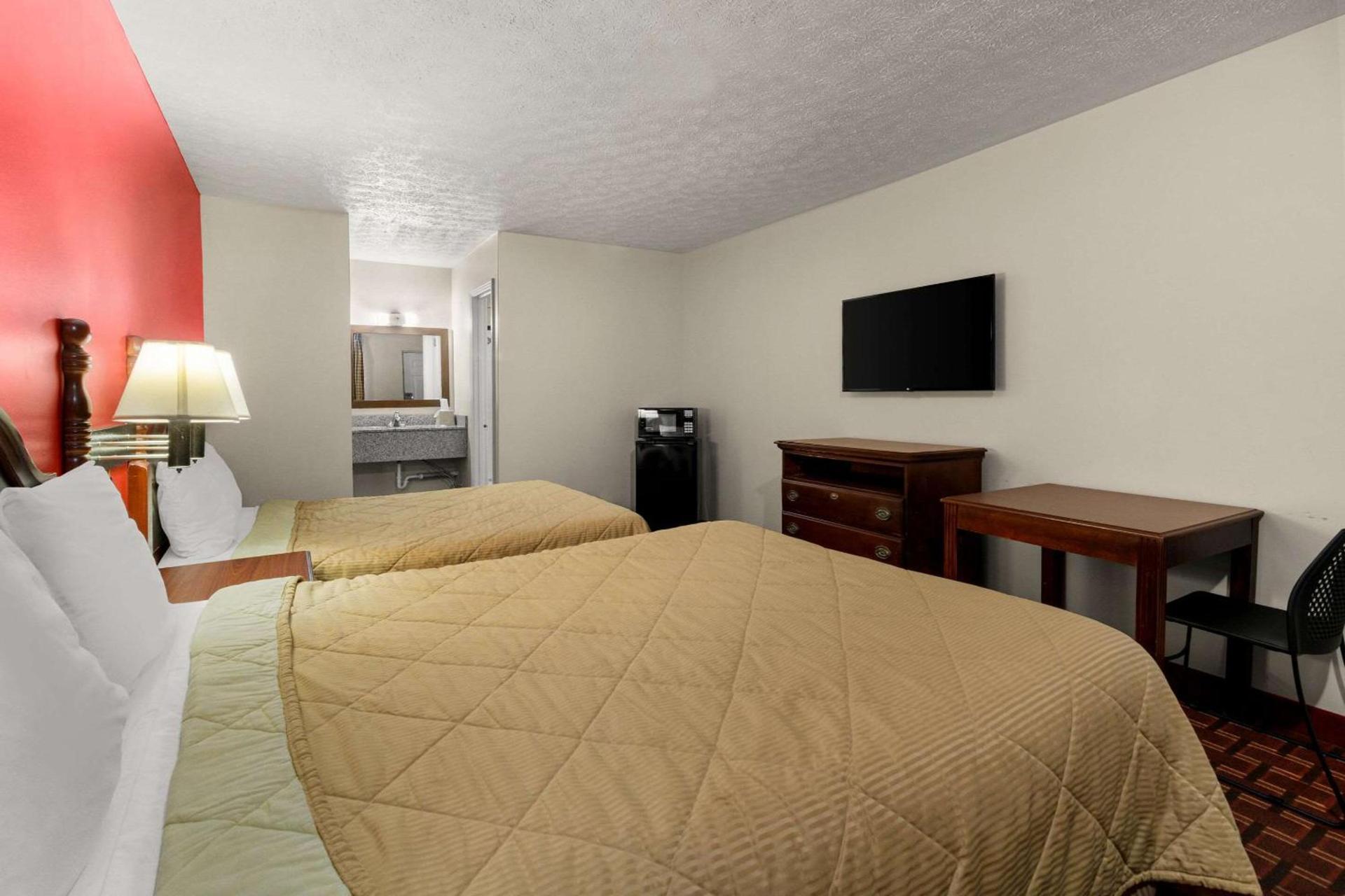 Rodeway Inn Dickson photo 30