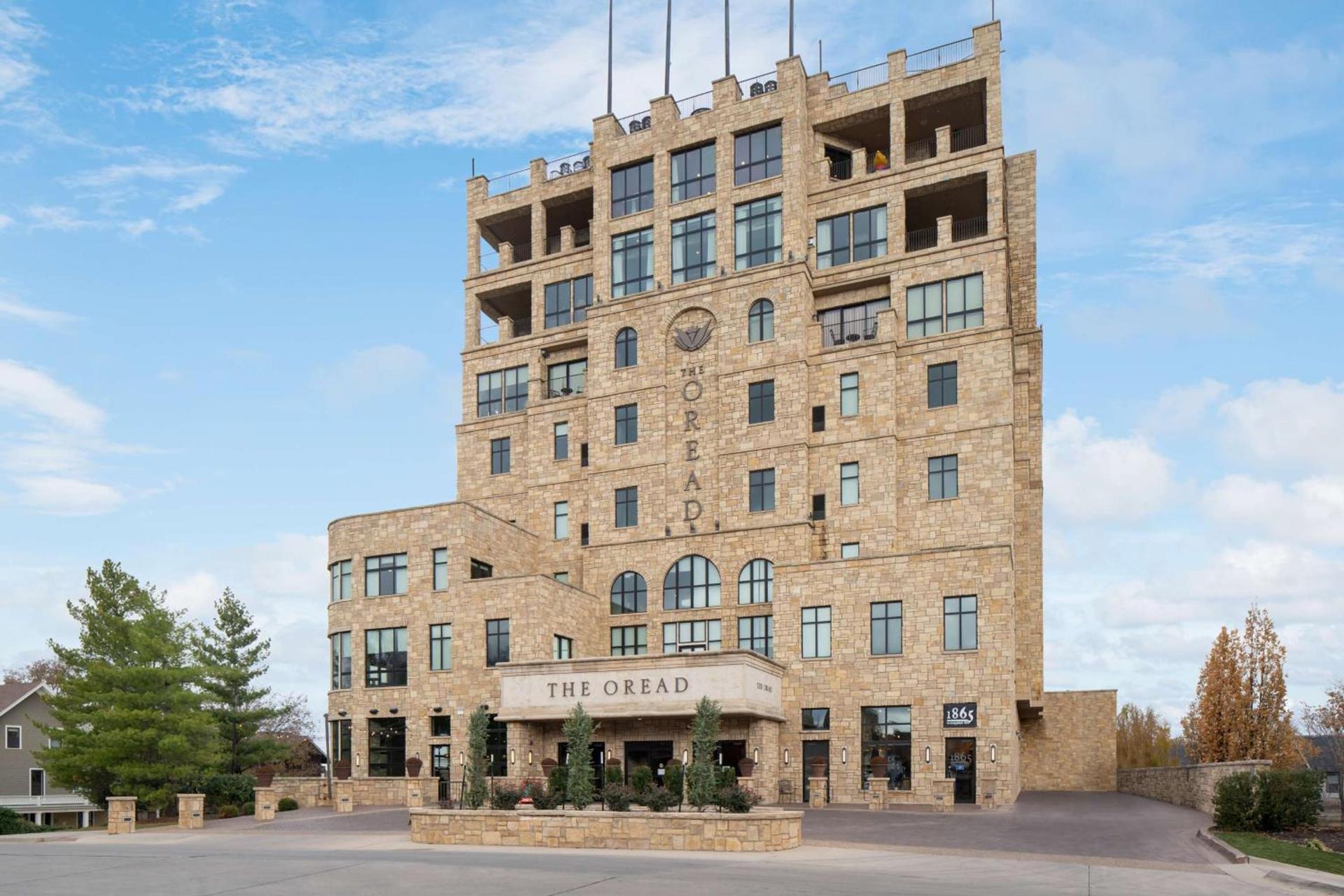 The Oread Lawrence, Tapestry Collection by Hilton — hotel in Lawrence