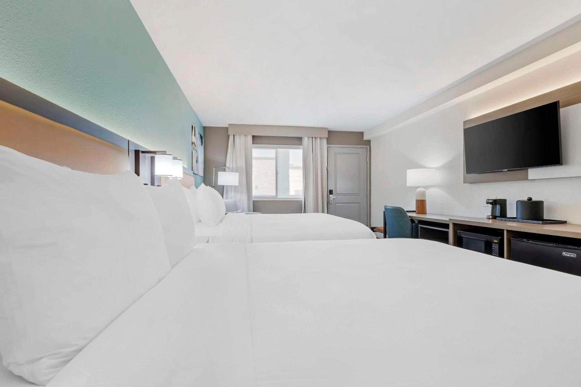Comfort Inn Sea World Area photo 12
