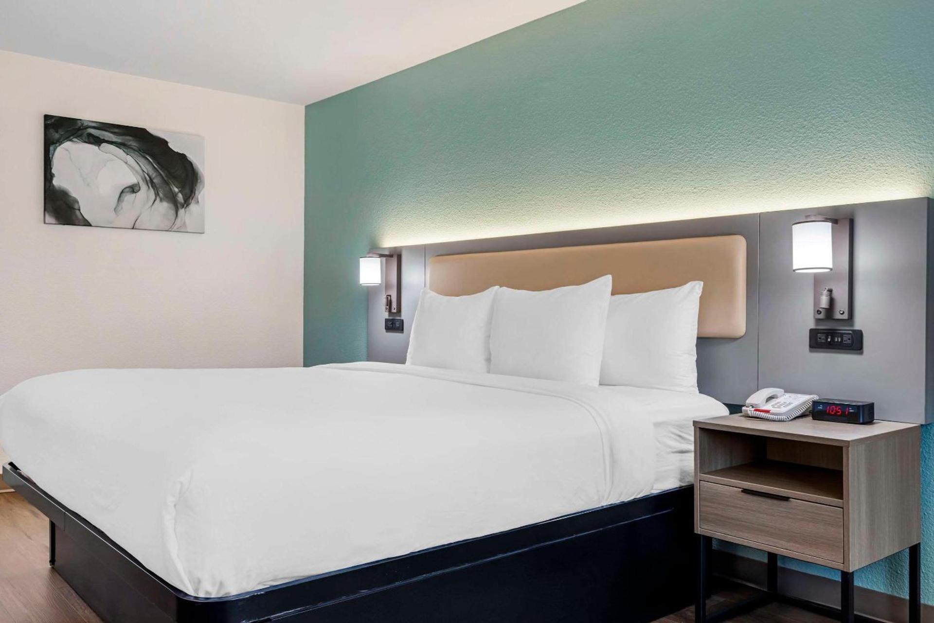 Comfort Inn Sea World Area photo 13