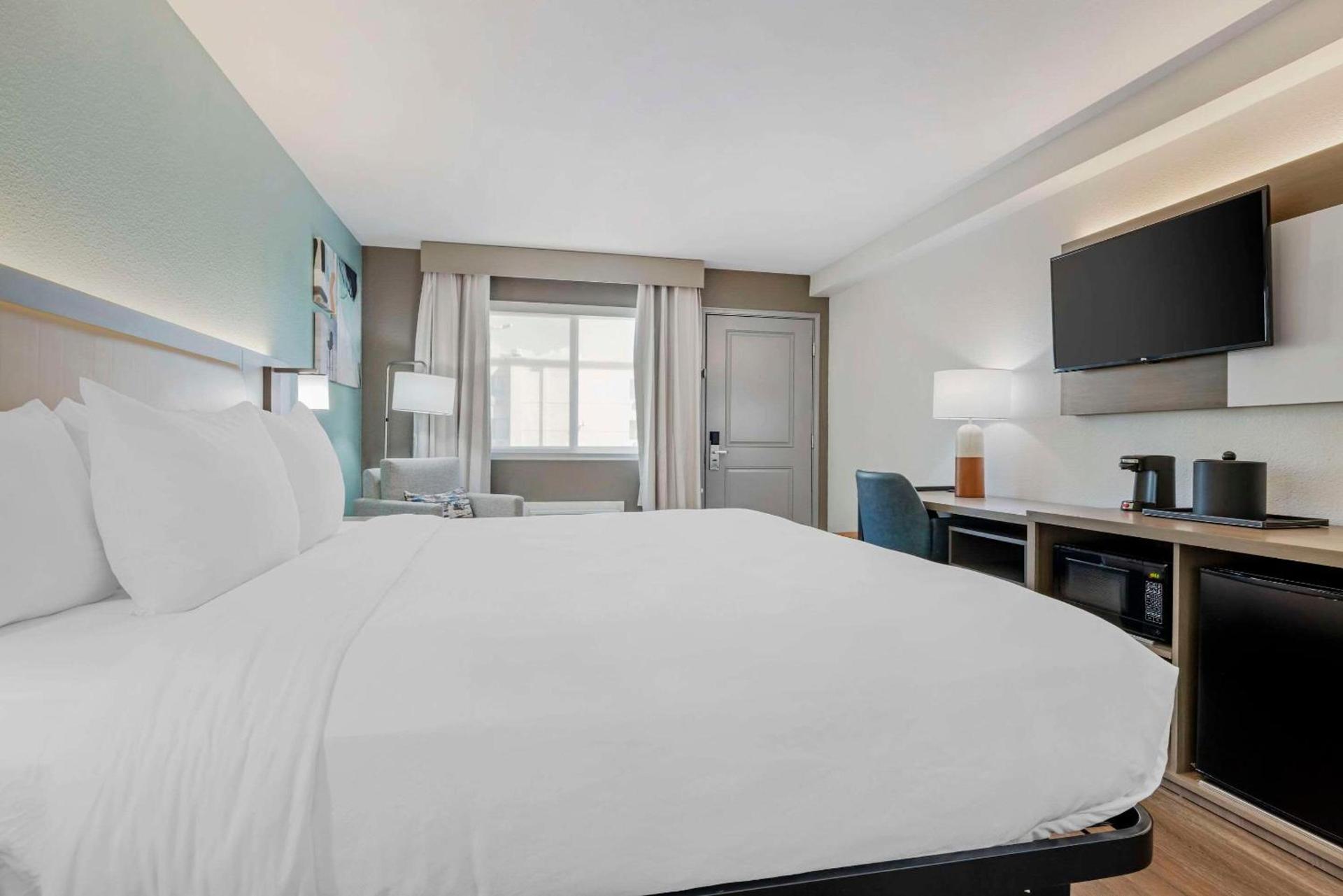 Comfort Inn Sea World Area photo 16