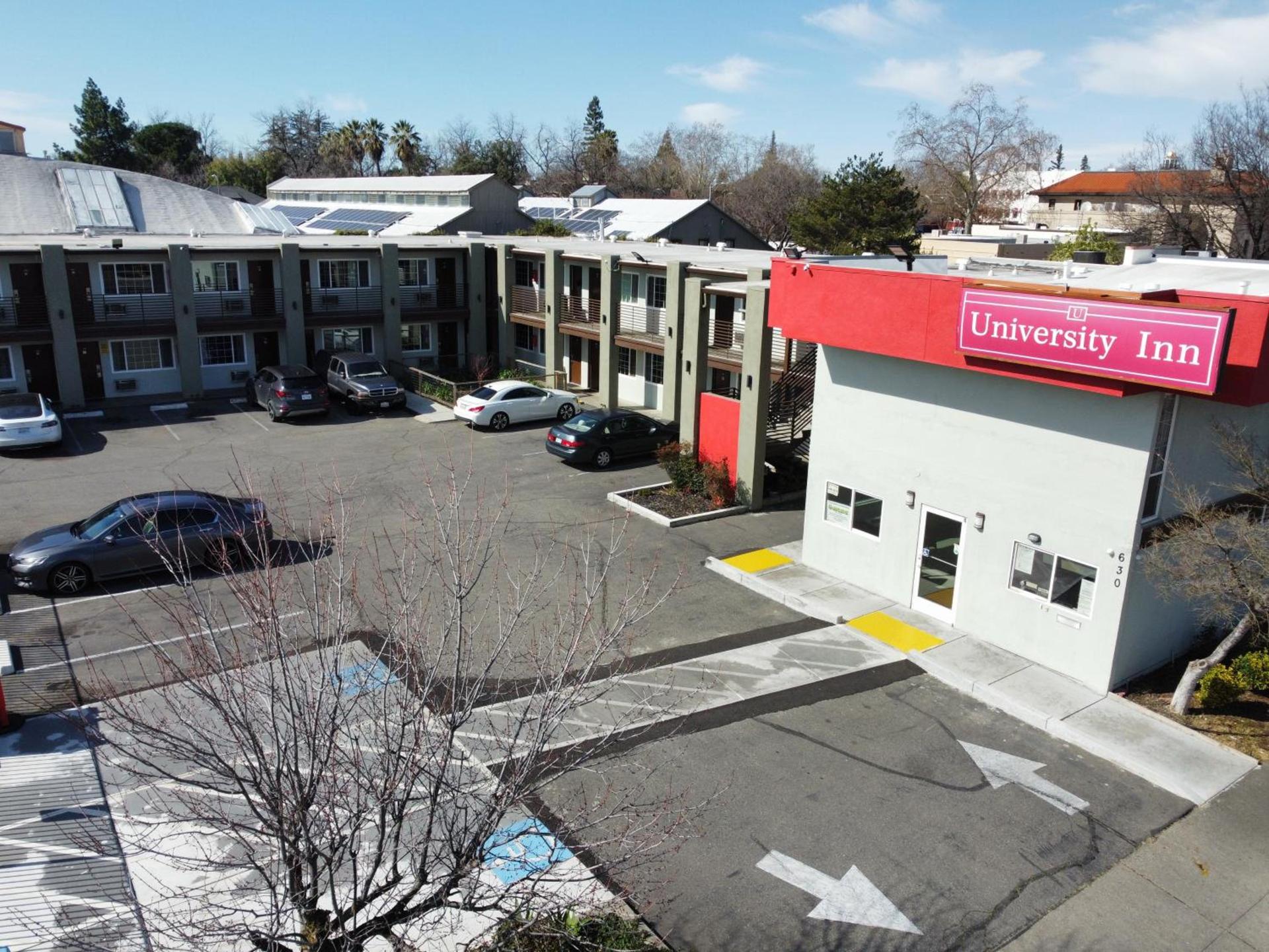 Days Inn by Wyndham Chico photo 12
