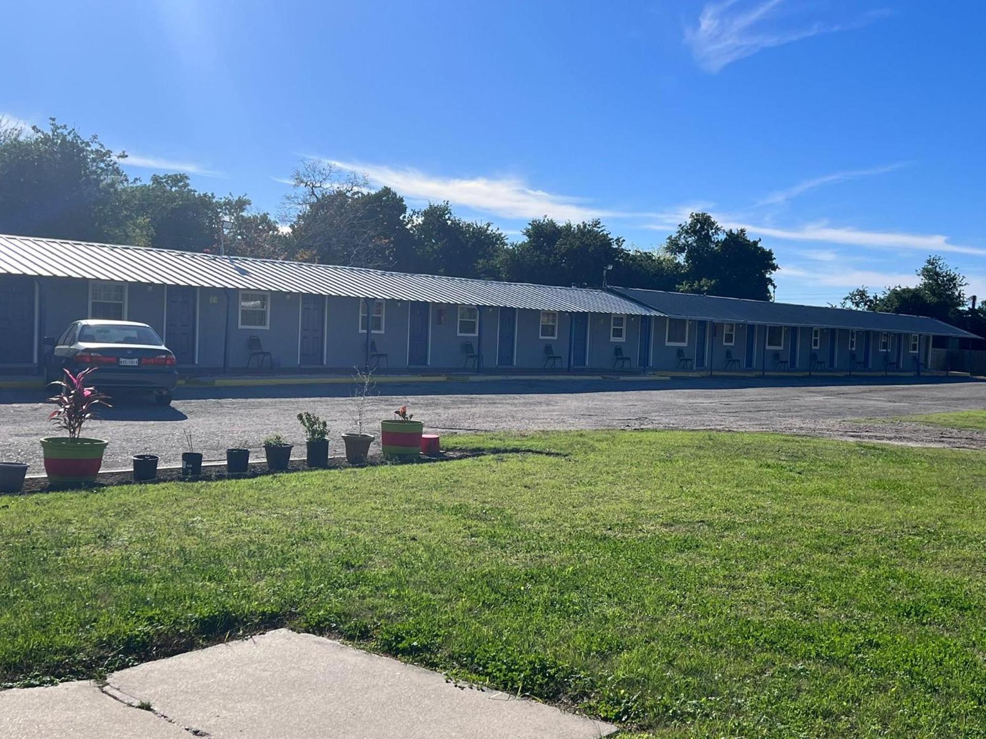 Budget Inn photo 10