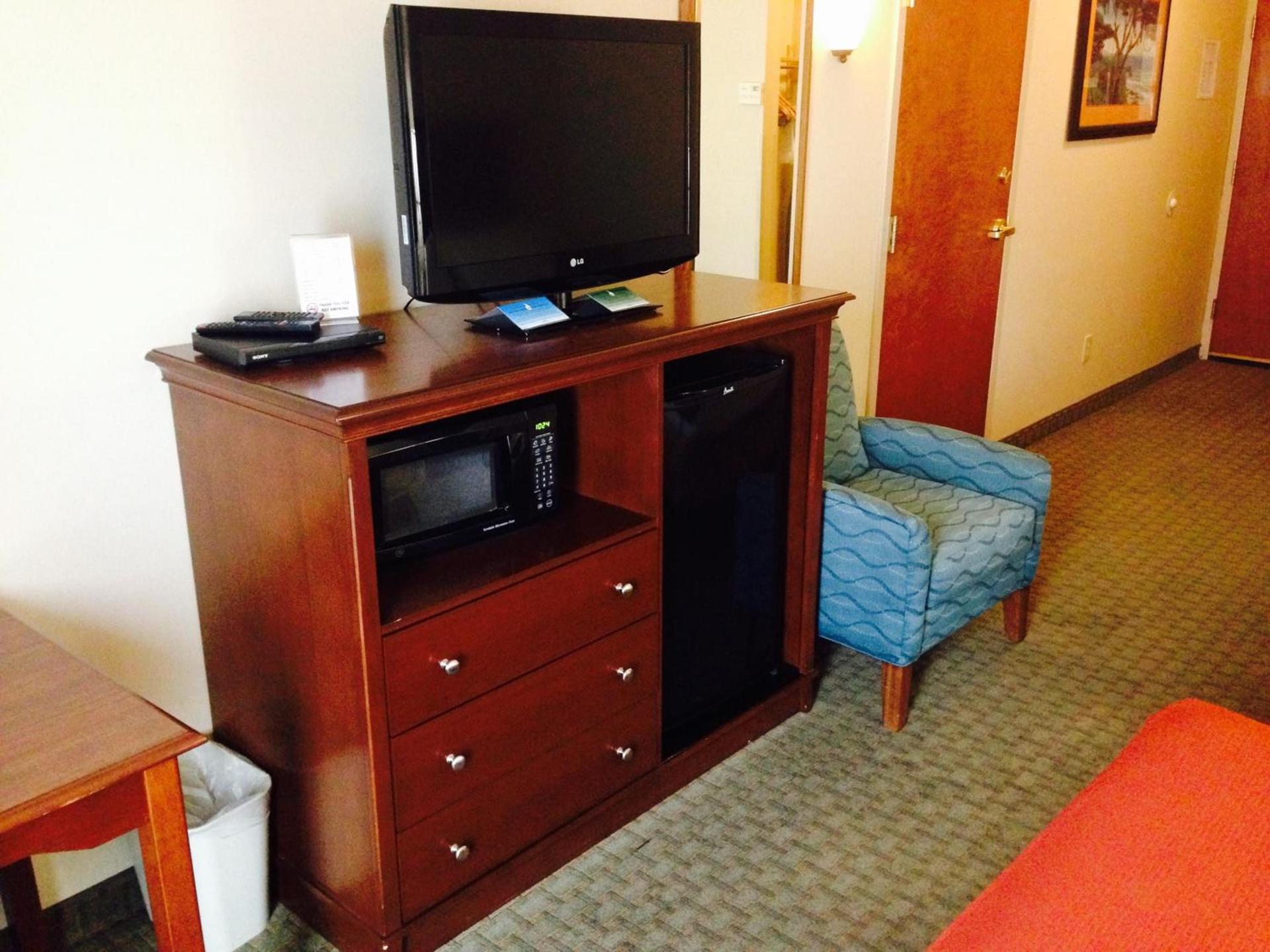 Triple Play Resort Hotel & Suites photo 32