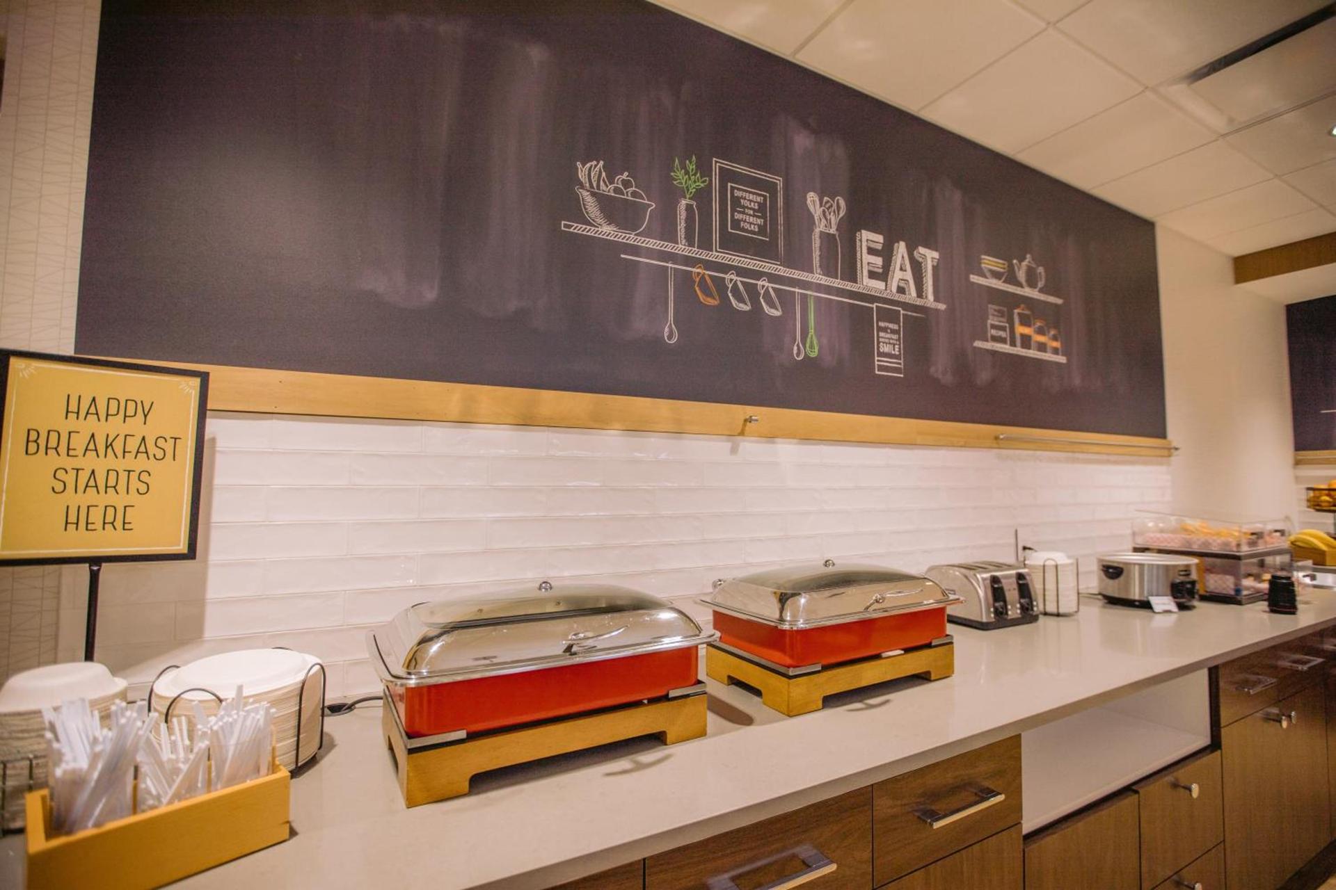 Hampton Inn Knoxville-West At Cedar Bluff photo 33