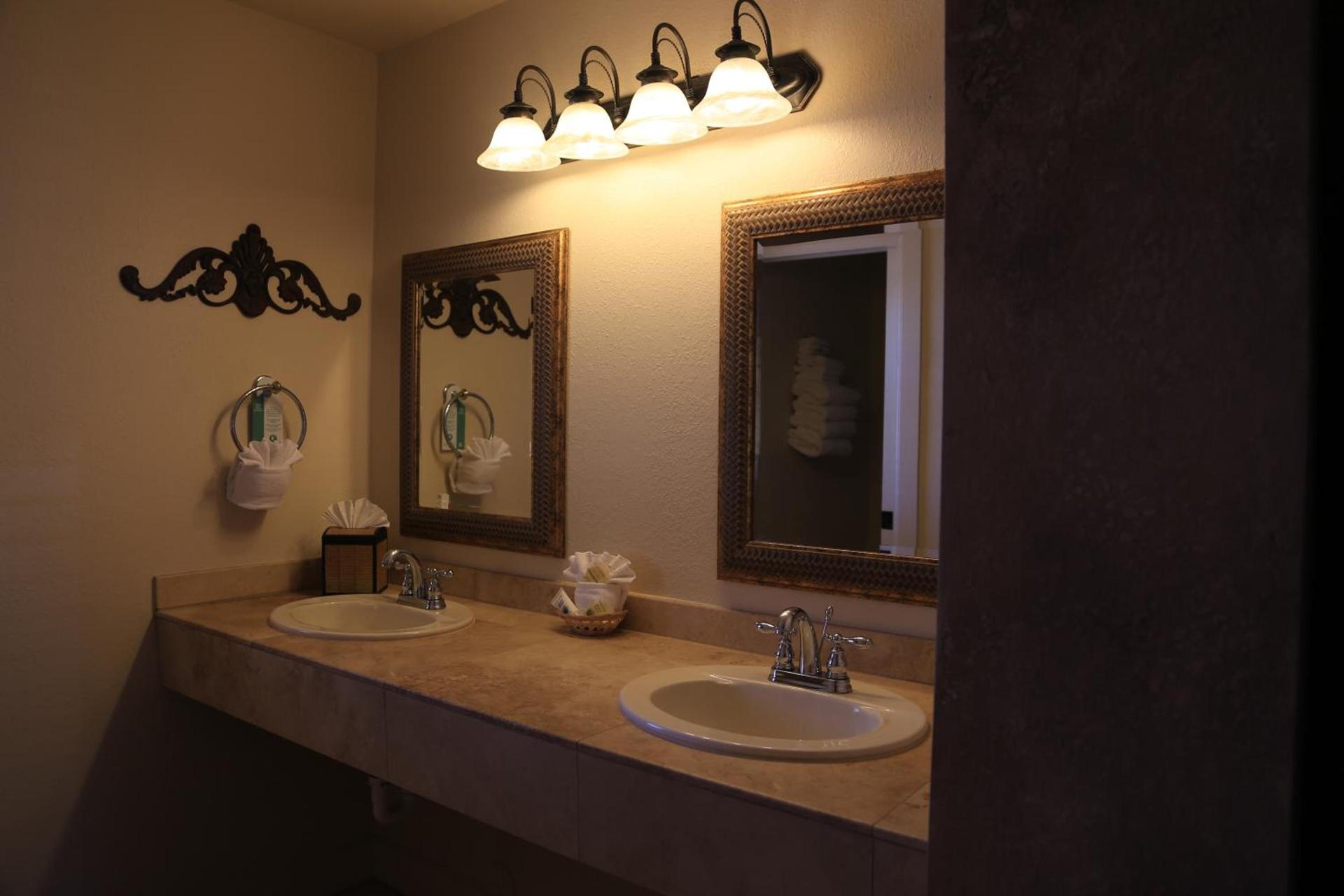 The Lodge on Route 66 photo 6