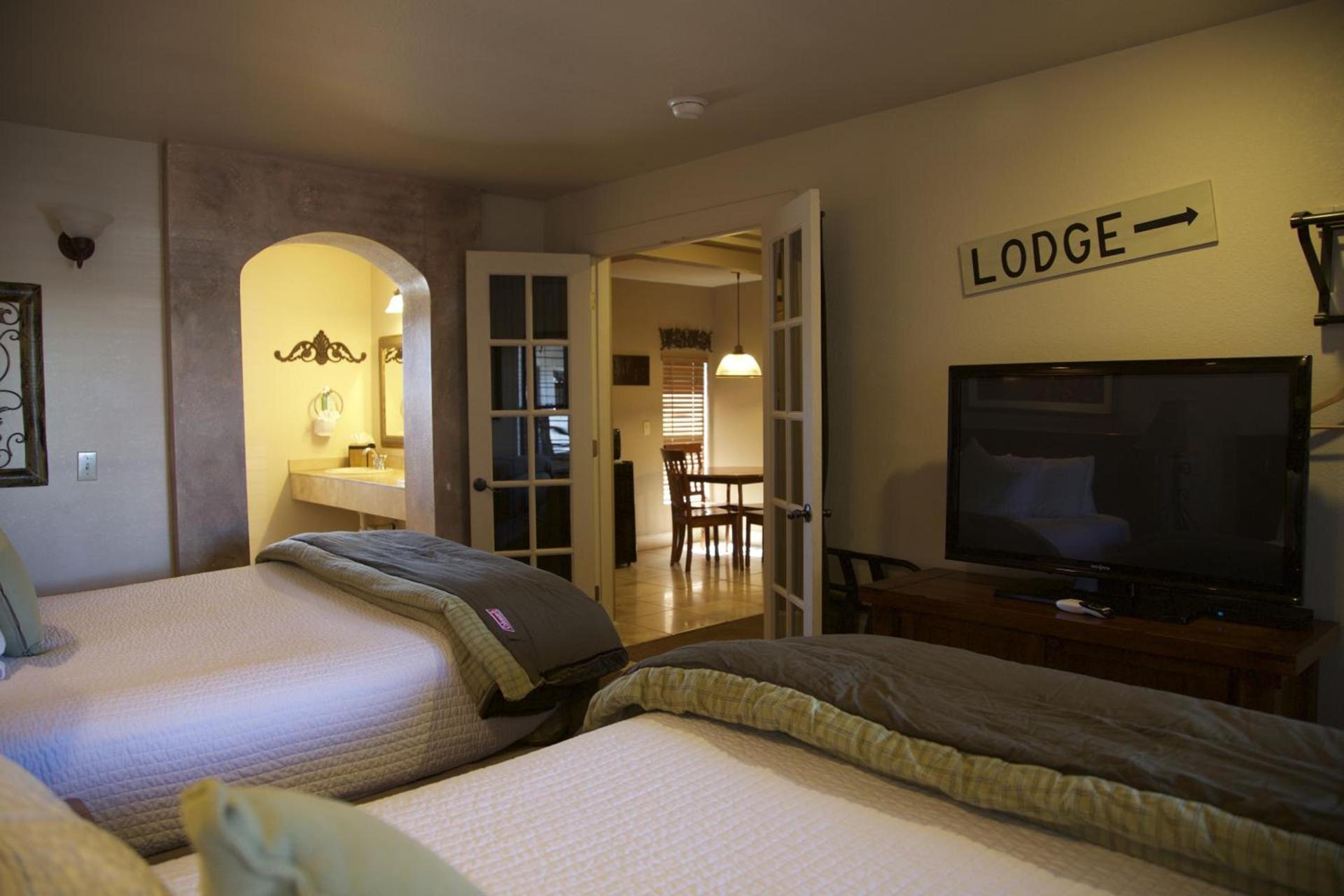 The Lodge on Route 66 photo 7