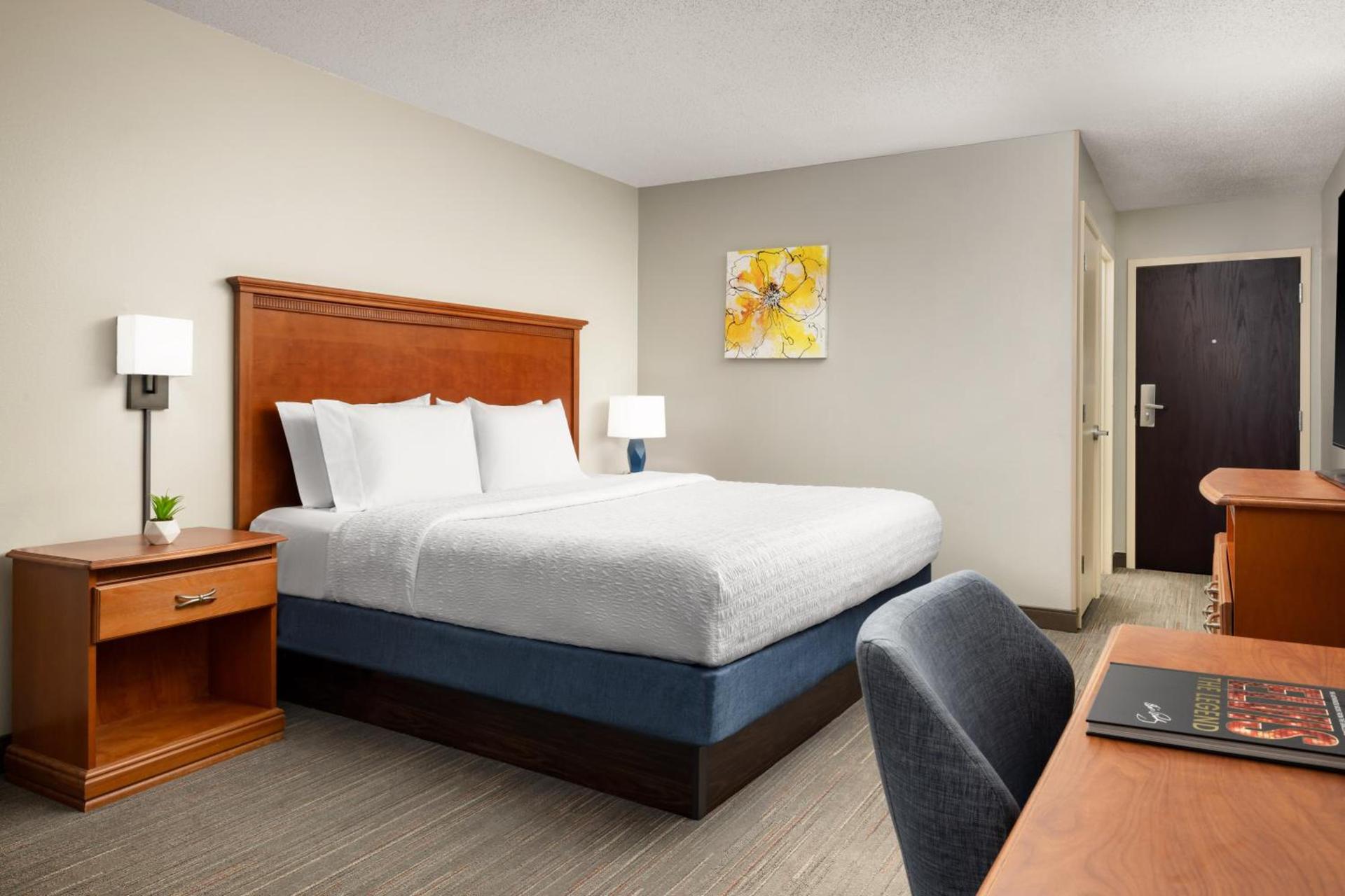 Hampton Inn Memphis-Walnut Grove/Baptist East photo 27
