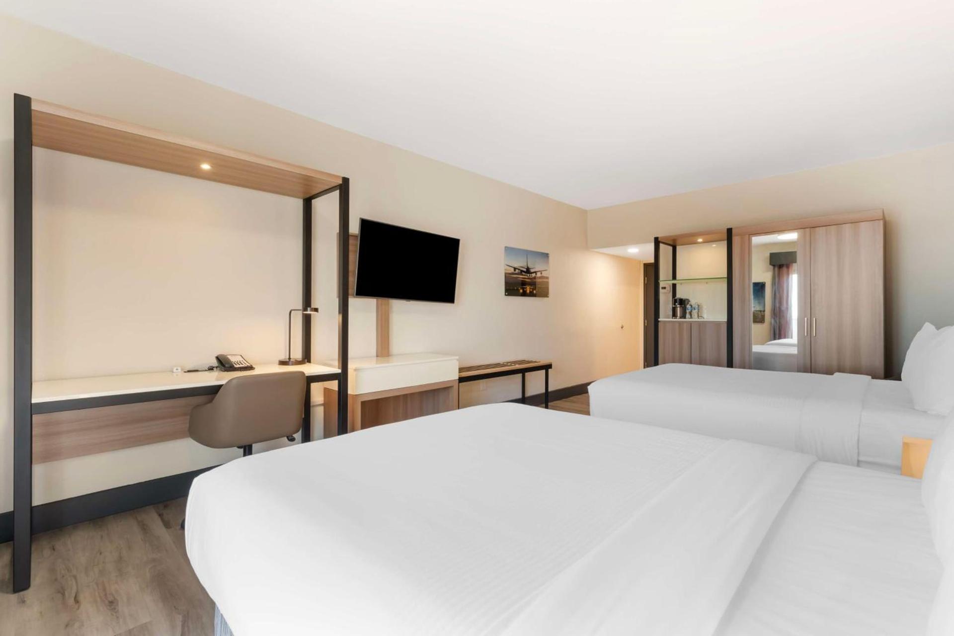Best Western Plus Atlanta Airport East photo 5