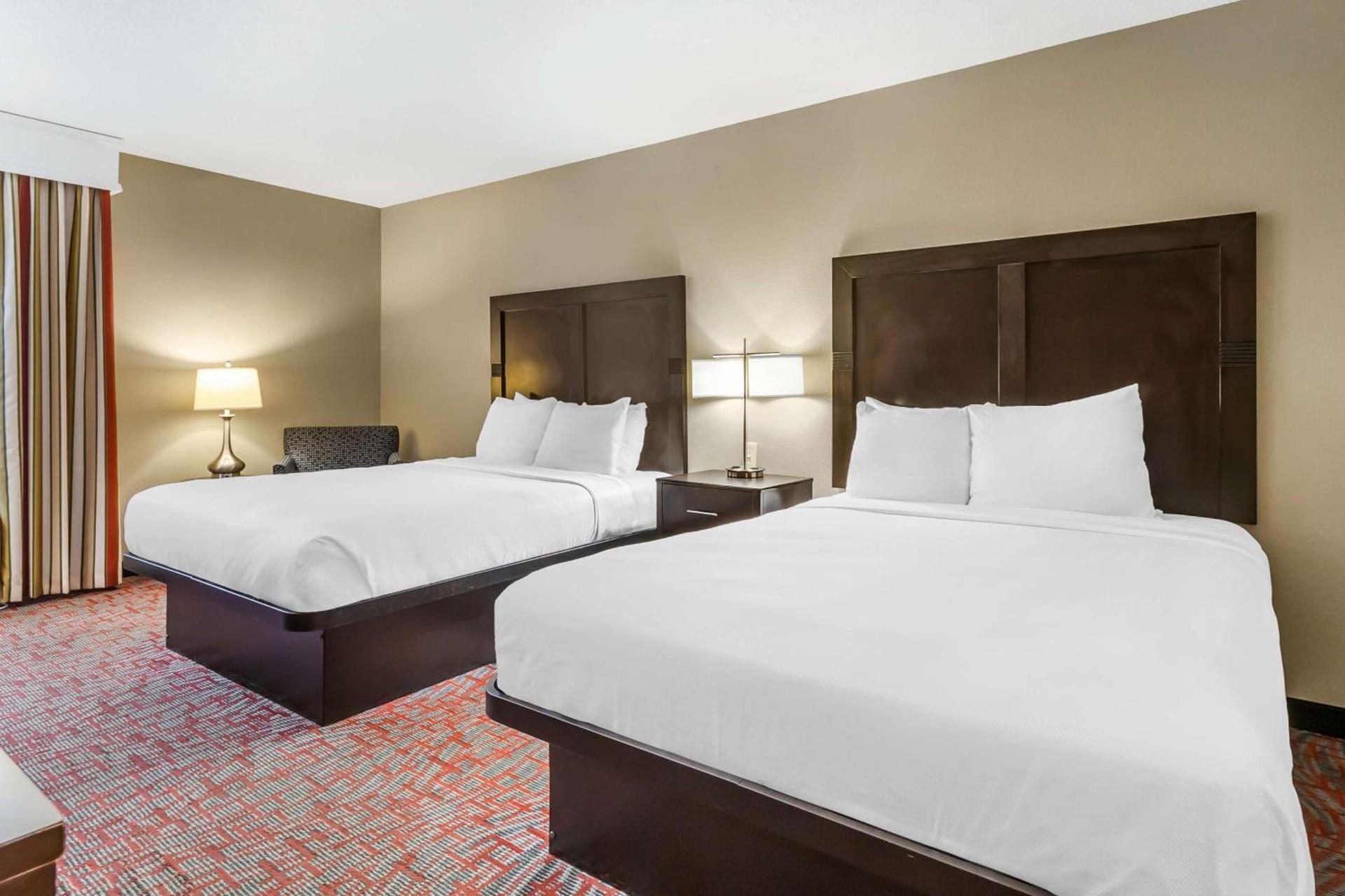 Comfort Inn & Suites North Charleston - Northwoods photo 41