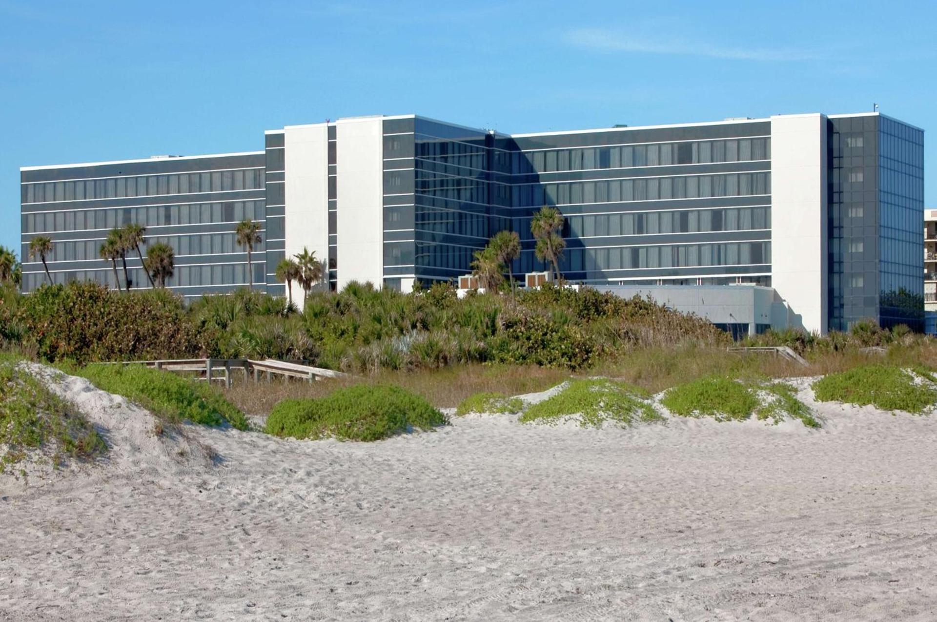 Hilton Cocoa Beach Oceanfront photo 7
