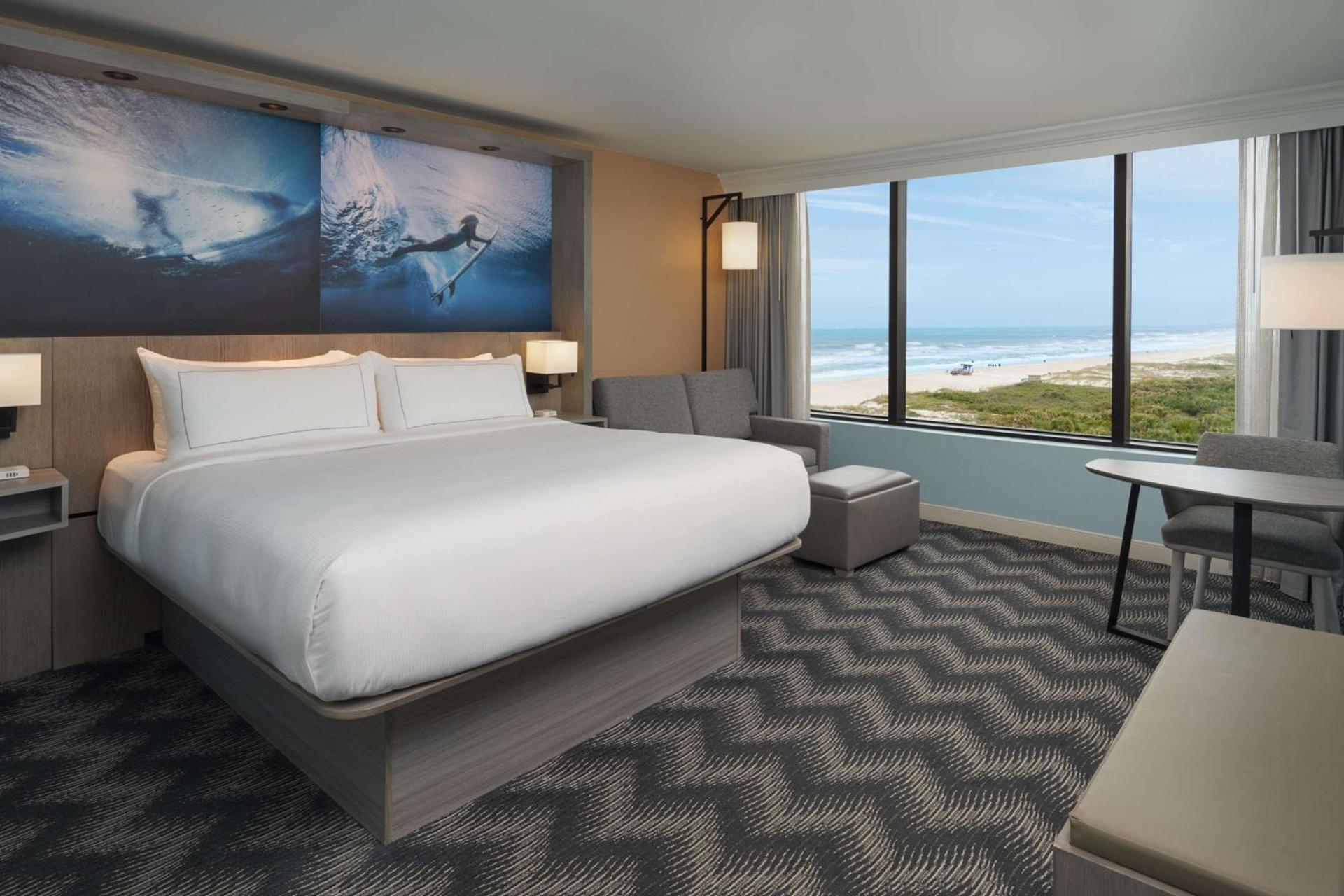 Hilton Cocoa Beach Oceanfront photo 5