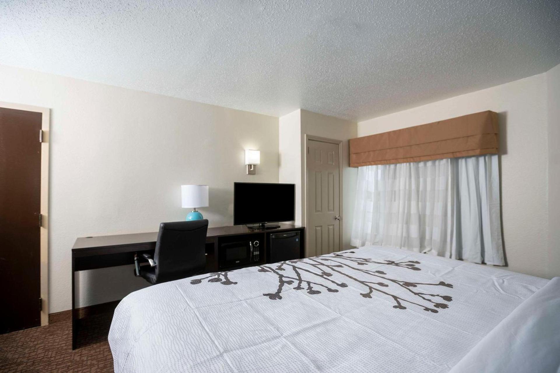 Wingate by Wyndham Myrtle Beach At Outlets photo 18
