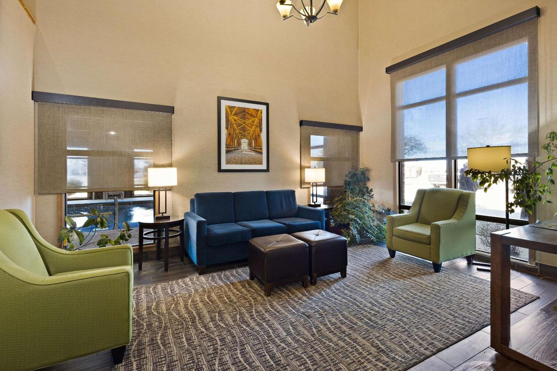 Comfort Inn Huntington Near University photo 9