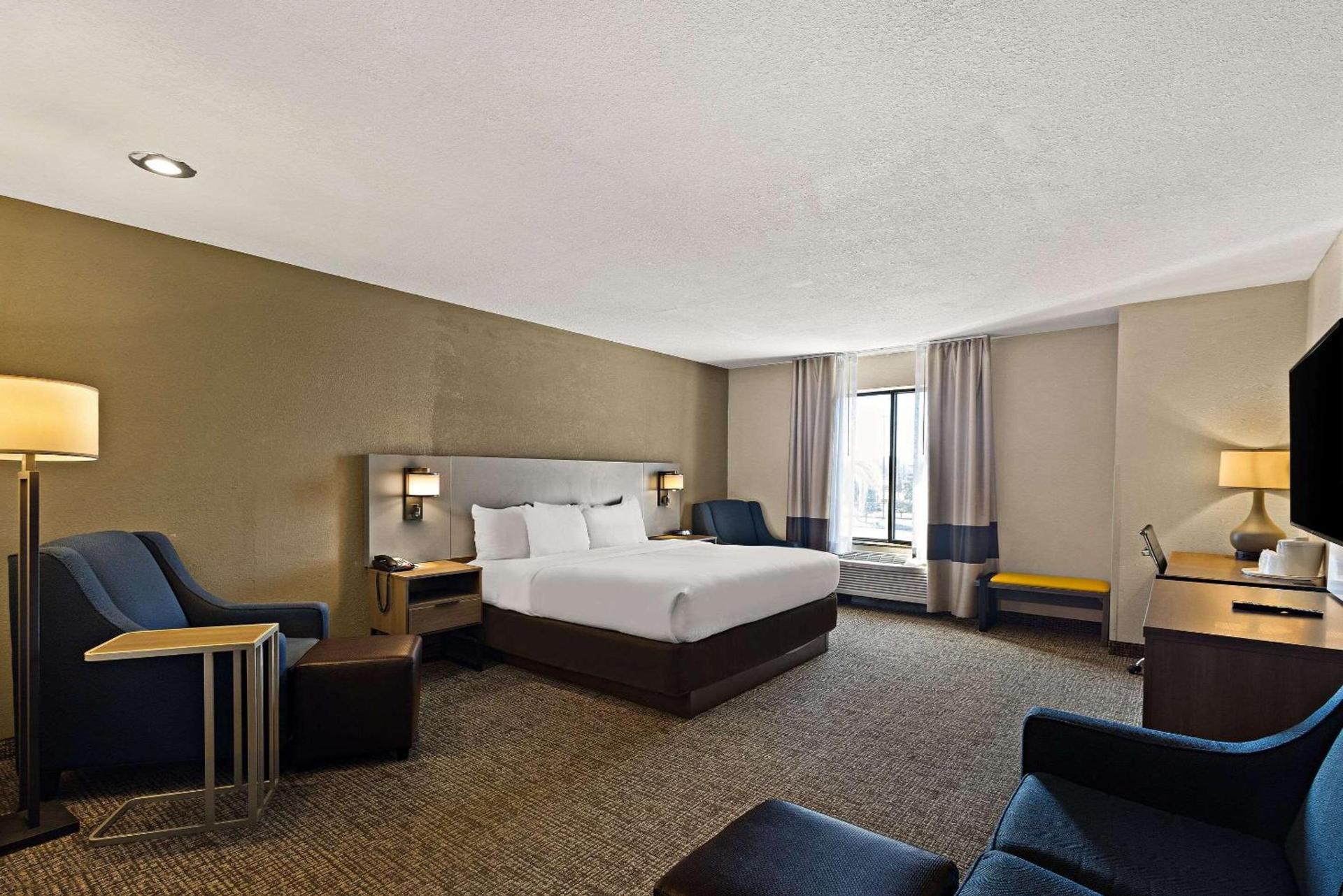 Comfort Inn Huntington Near University photo 29