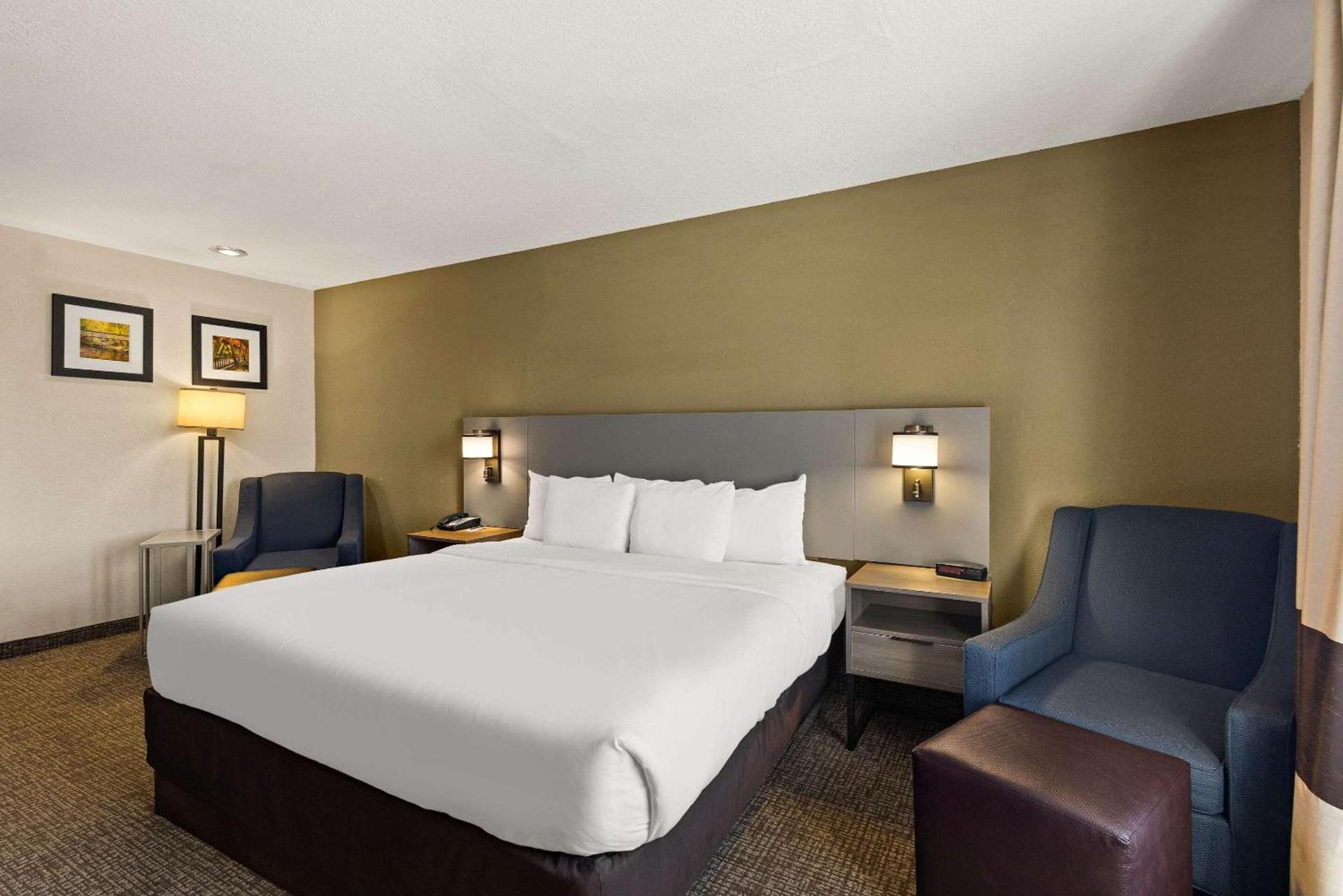 Comfort Inn Huntington Near University photo 31