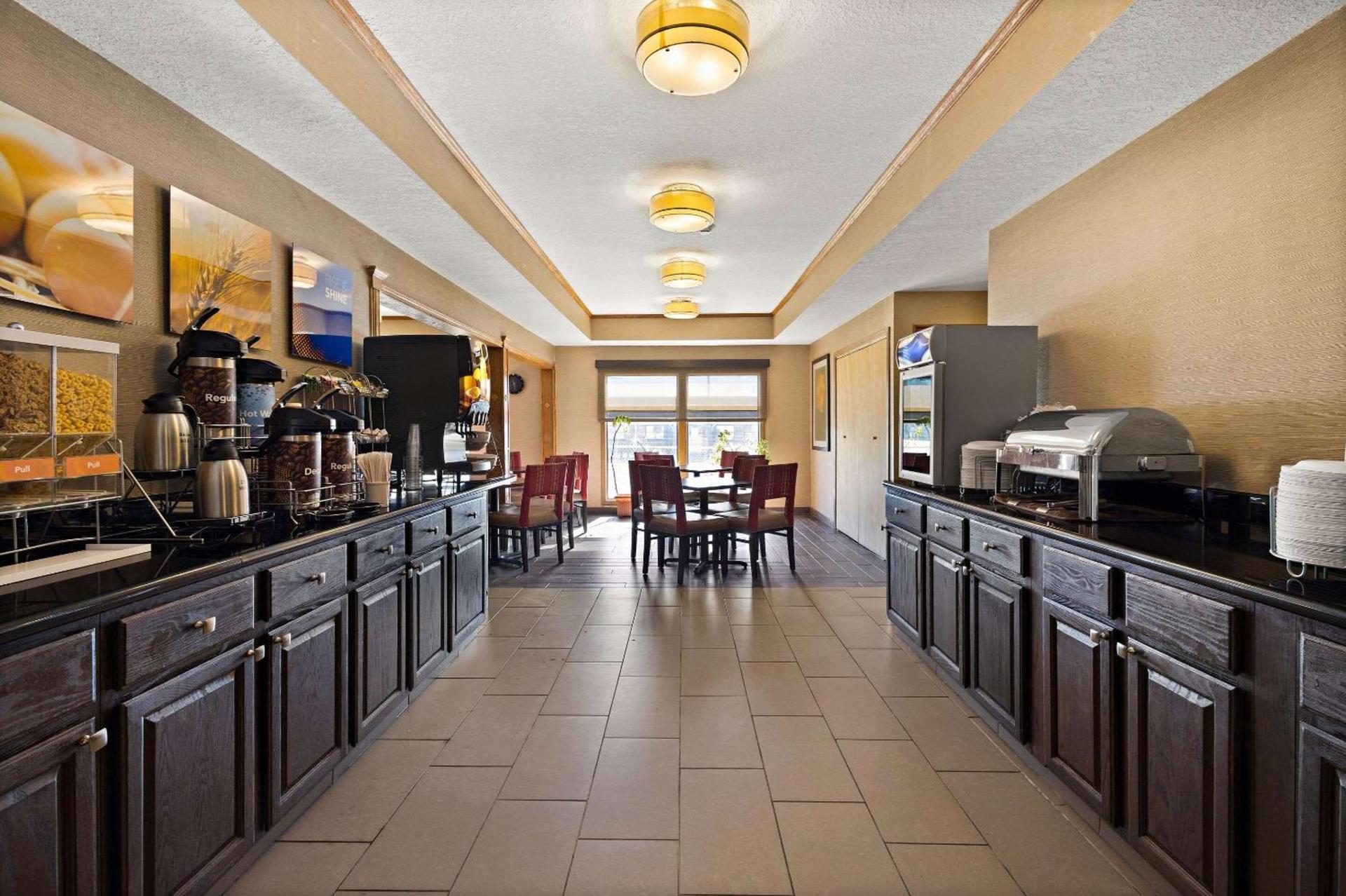 Comfort Inn Huntington Near University photo 37