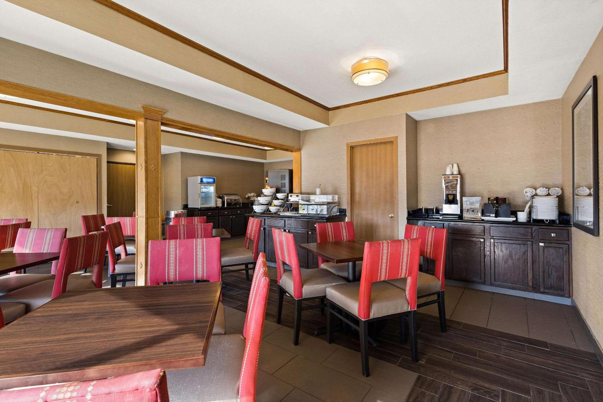 Comfort Inn Huntington Near University photo 38