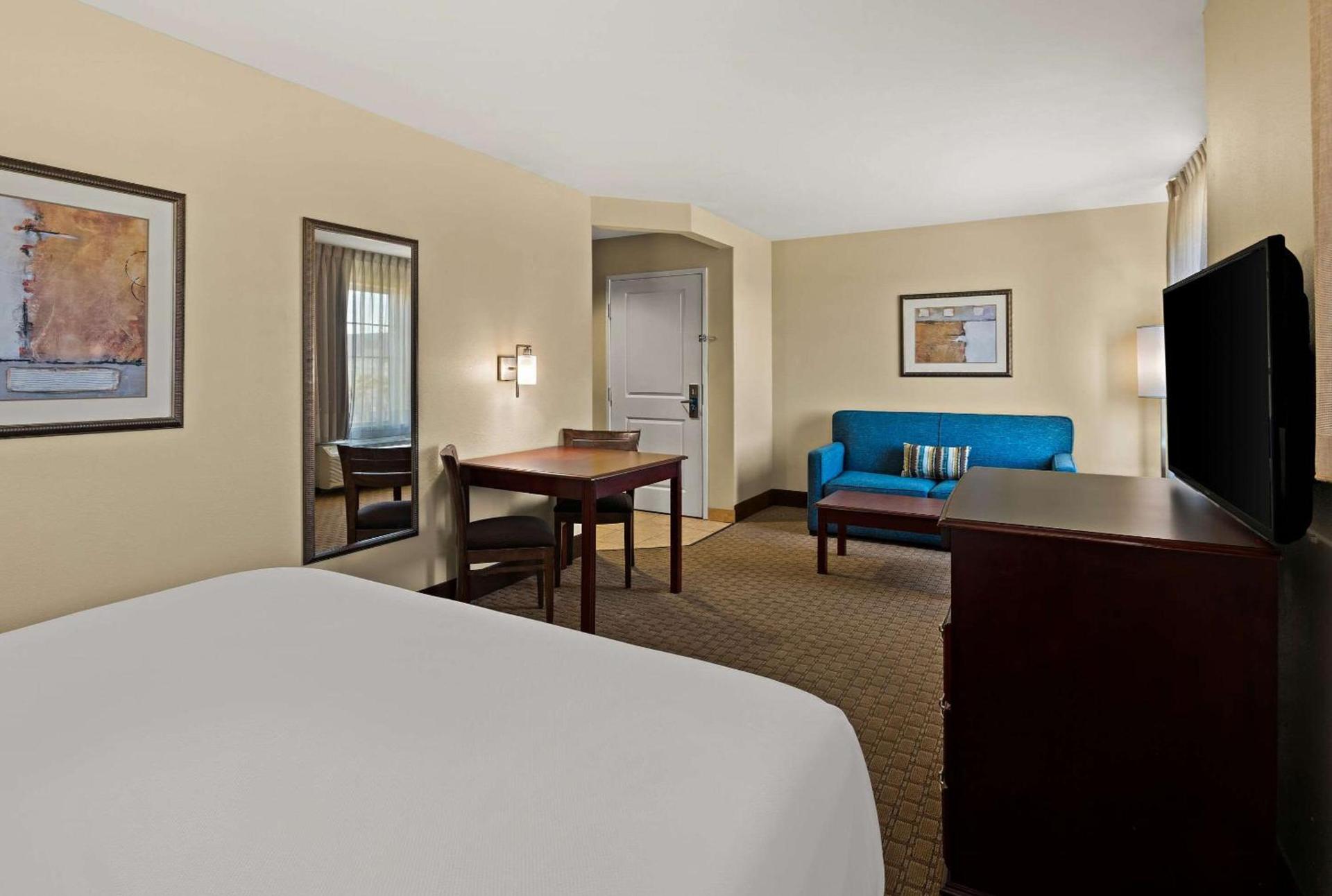 MainStay Suites Houma photo 11