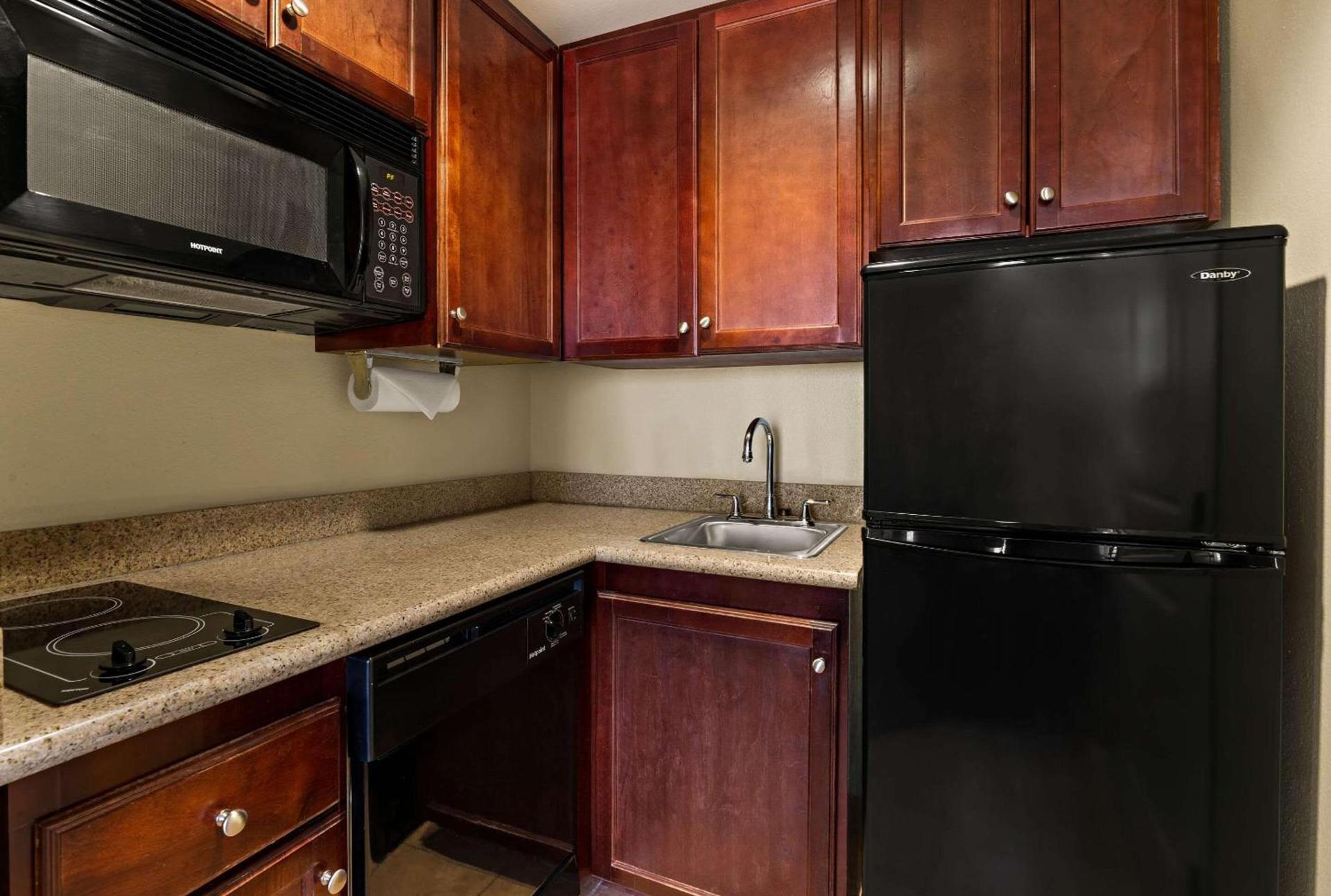 MainStay Suites Houma photo 10