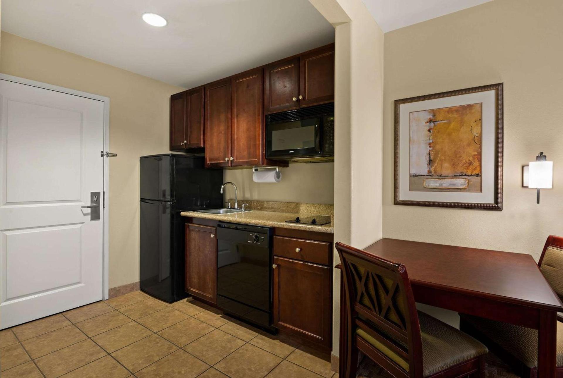 MainStay Suites Houma photo 14