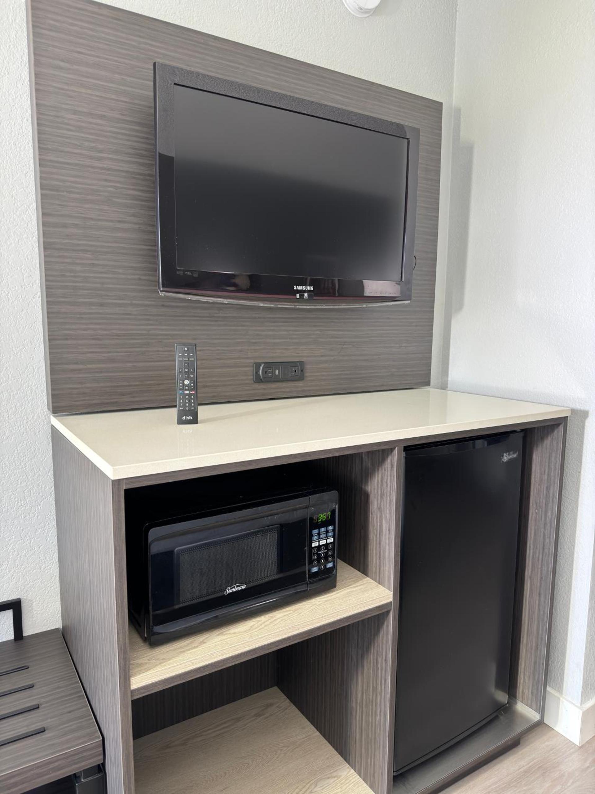 La Quinta Inn by Wyndham Stockton photo 41