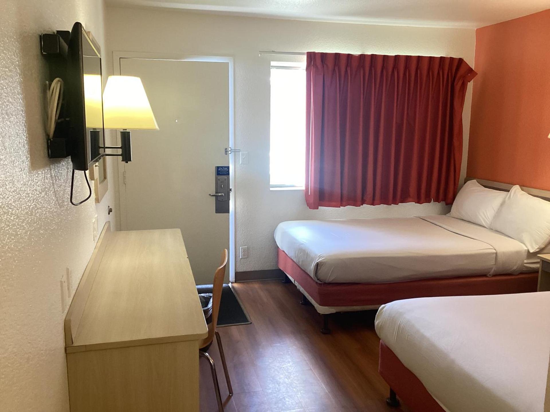 Motel 6-Grants Pass, OR photo 60