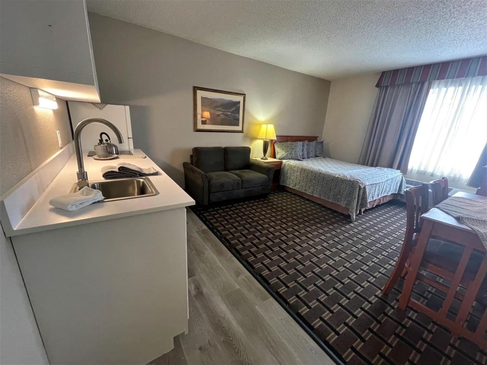 FairBridge Extended Stay, a Kitchenette Hotel photo 44