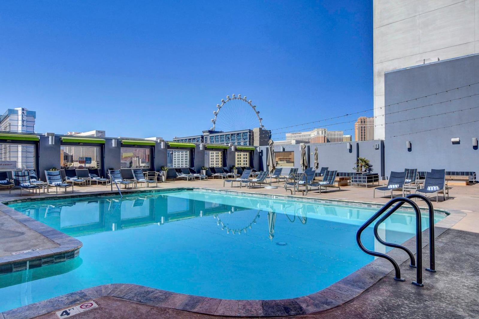 Diligence at The Platinum - NO Resort Fees and Free Parking photo 2