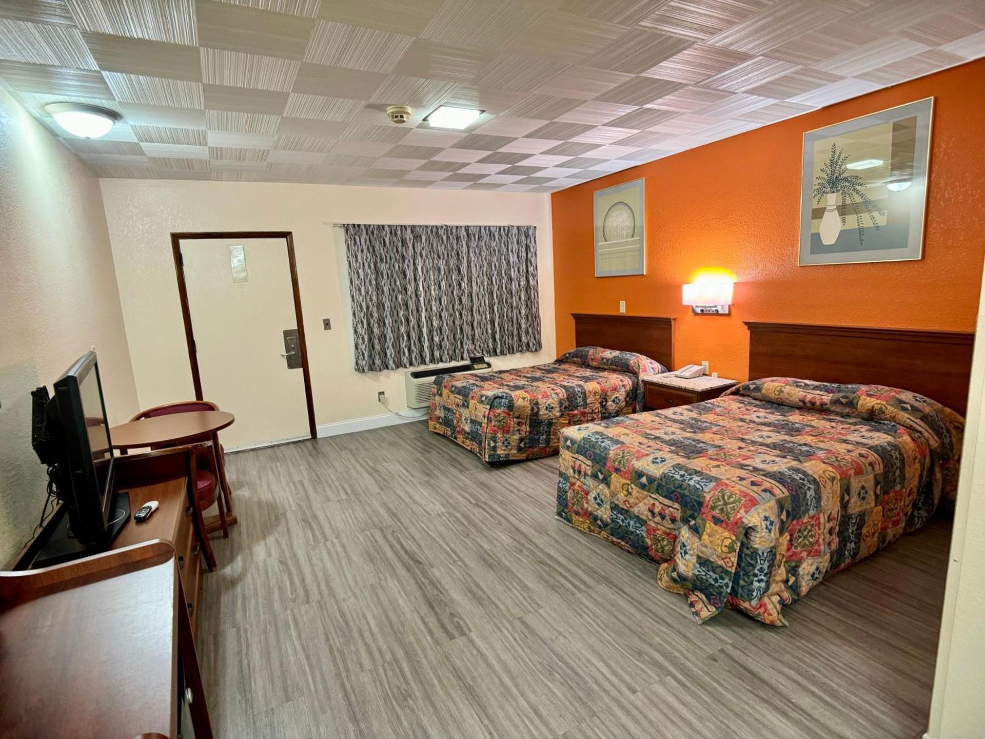 Knights Inn Galax photo 12