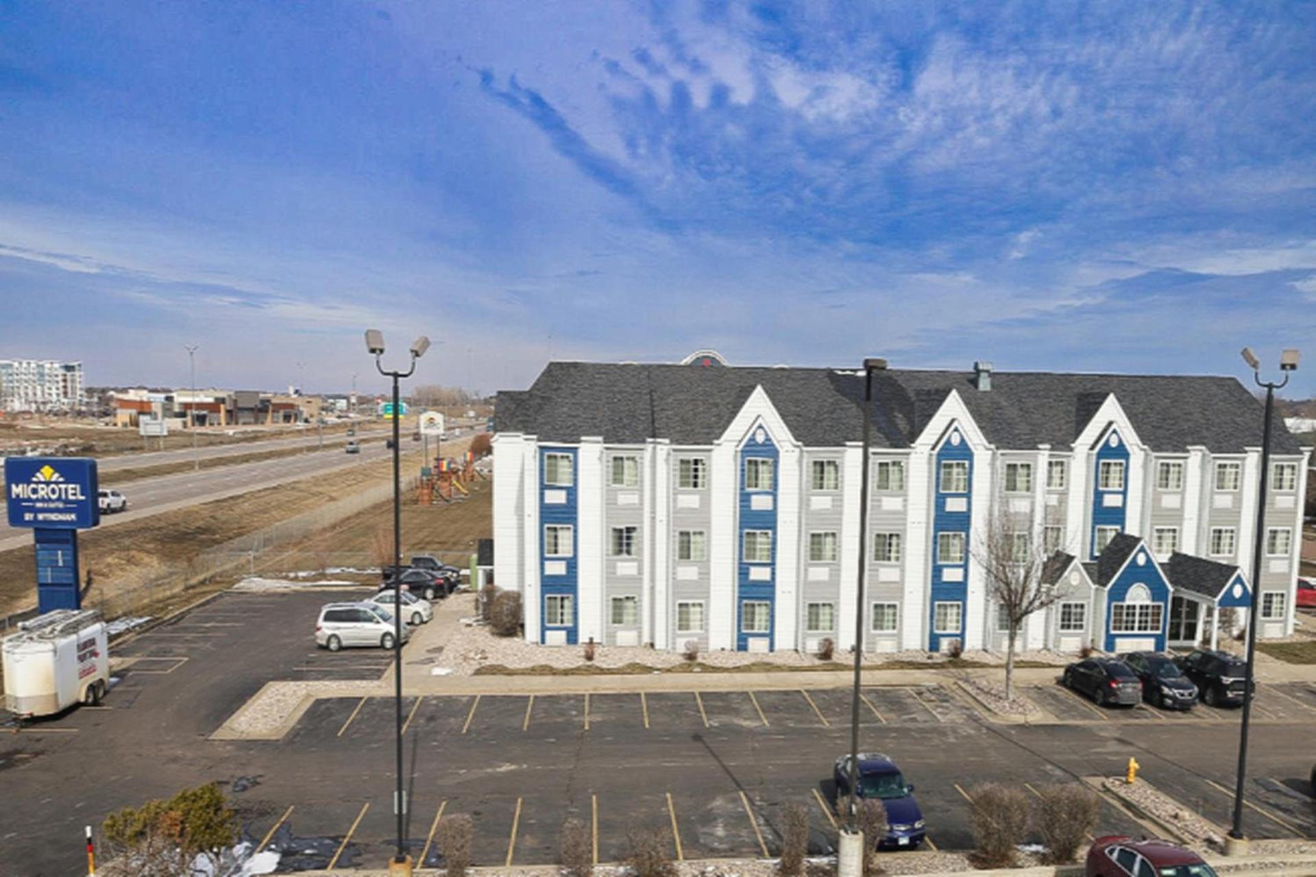 Microtel Inn & Suites by Wyndham Sioux Falls photo 26