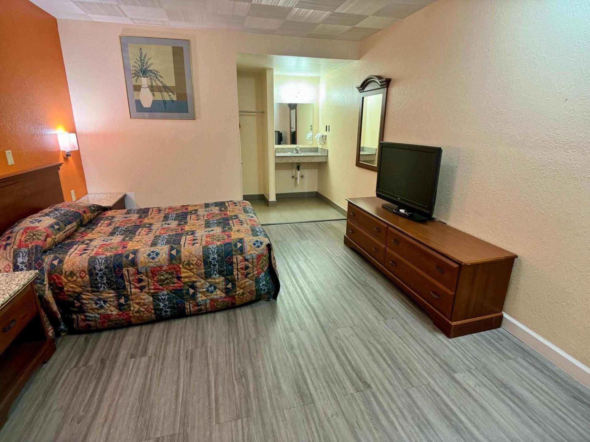 Knights Inn Galax photo 21