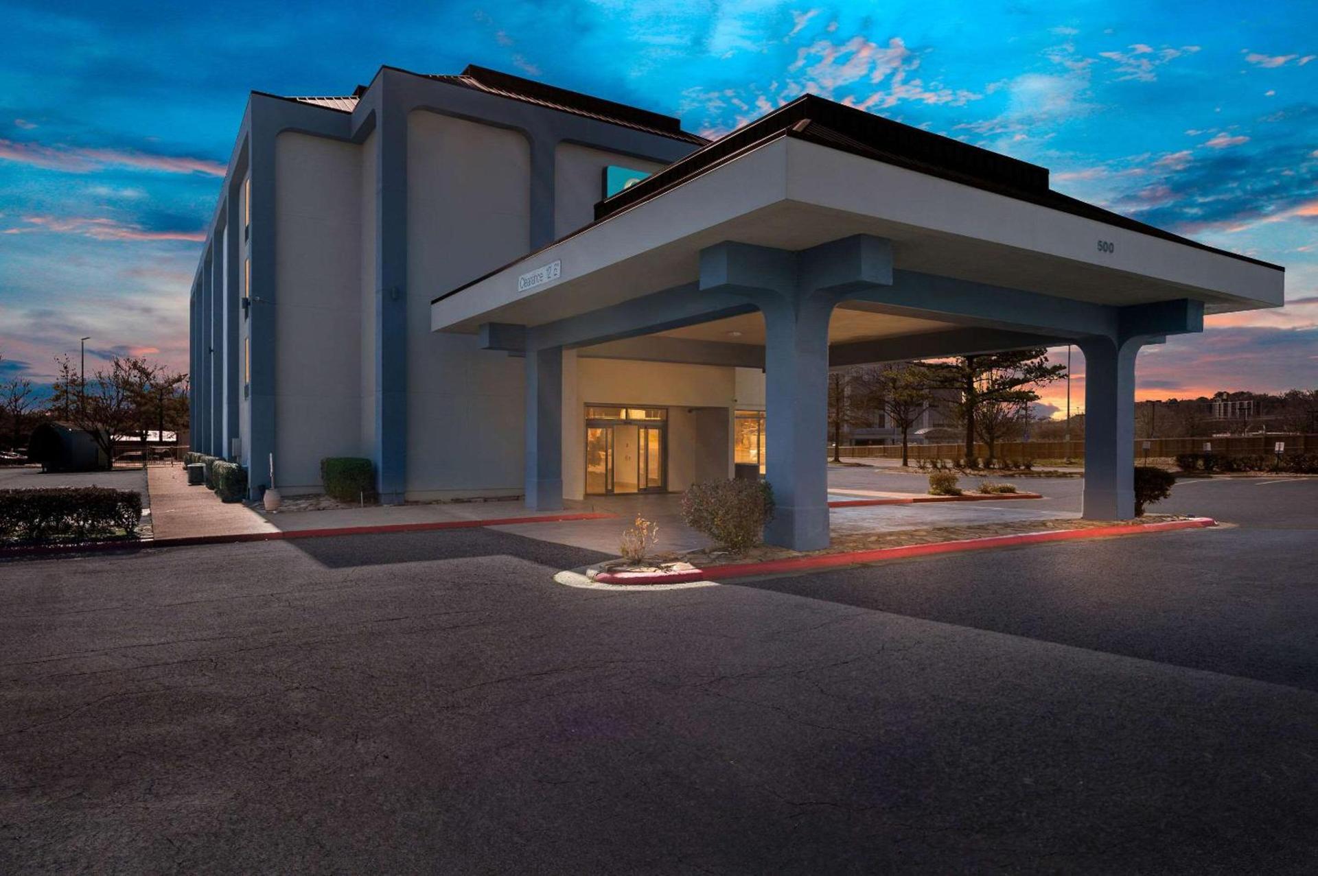 Quality Inn & Suites North Little Rock photo 4
