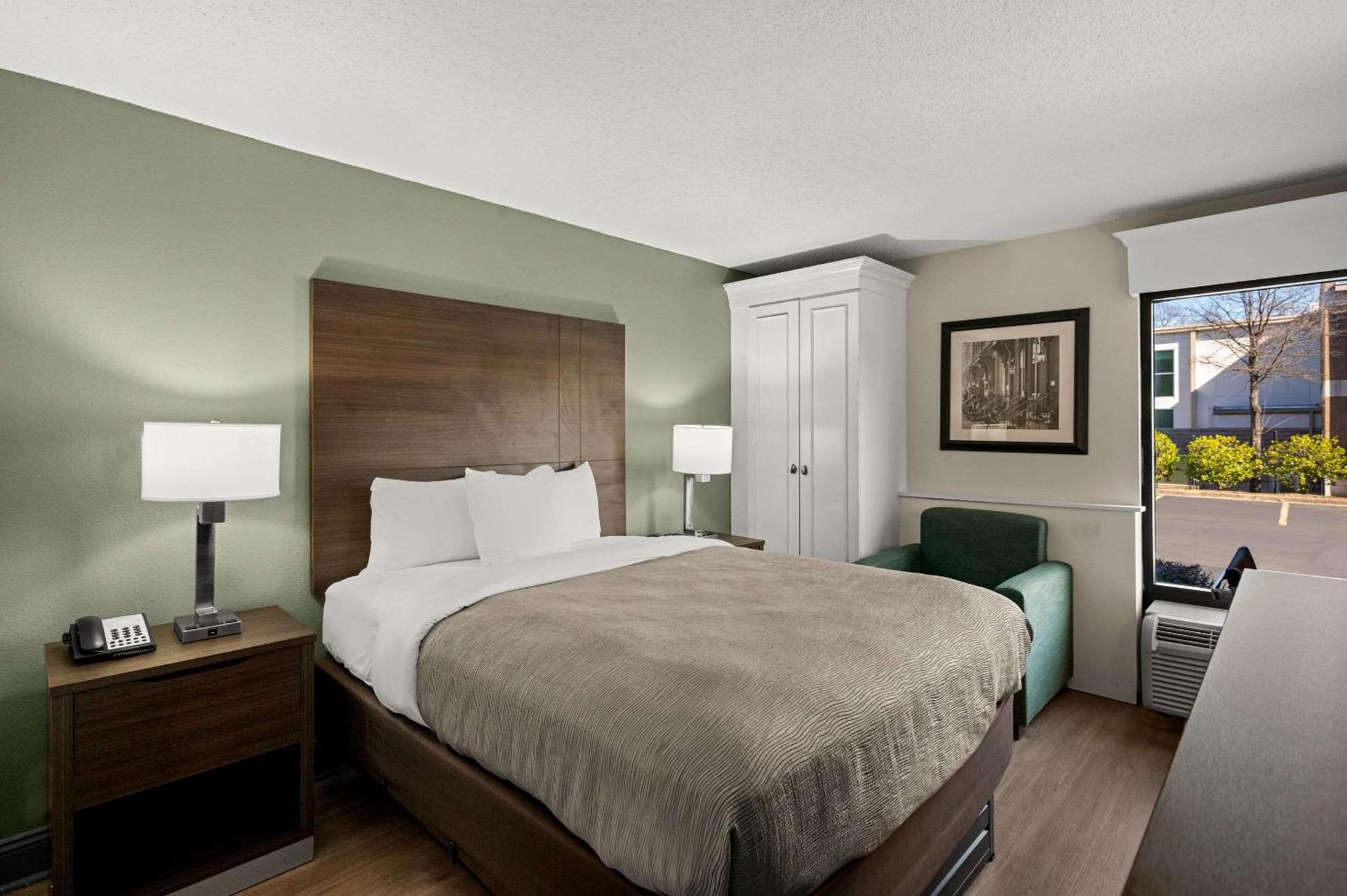 Quality Inn & Suites North Little Rock photo 12