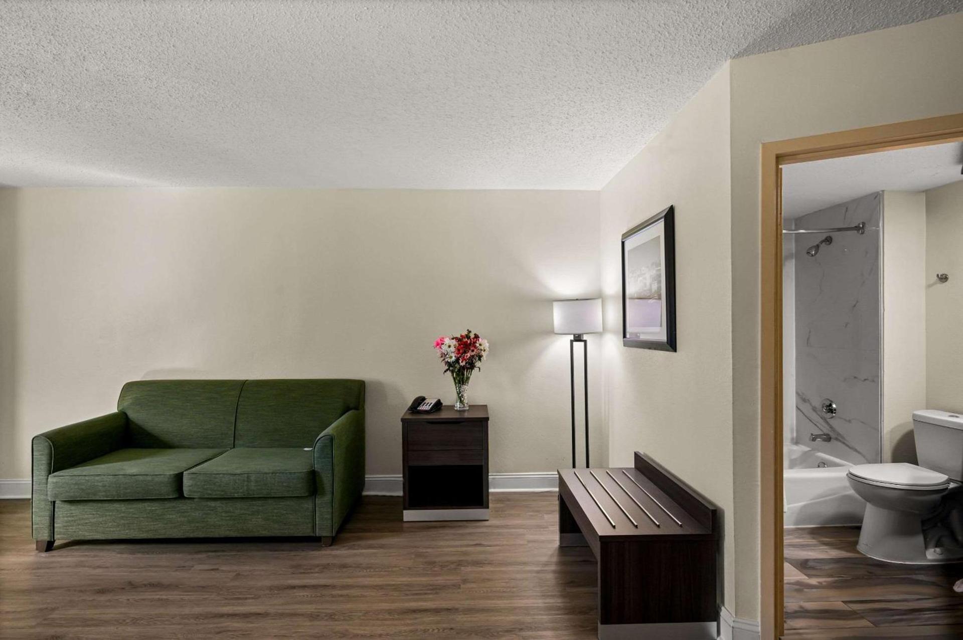 Quality Inn & Suites North Little Rock photo 29