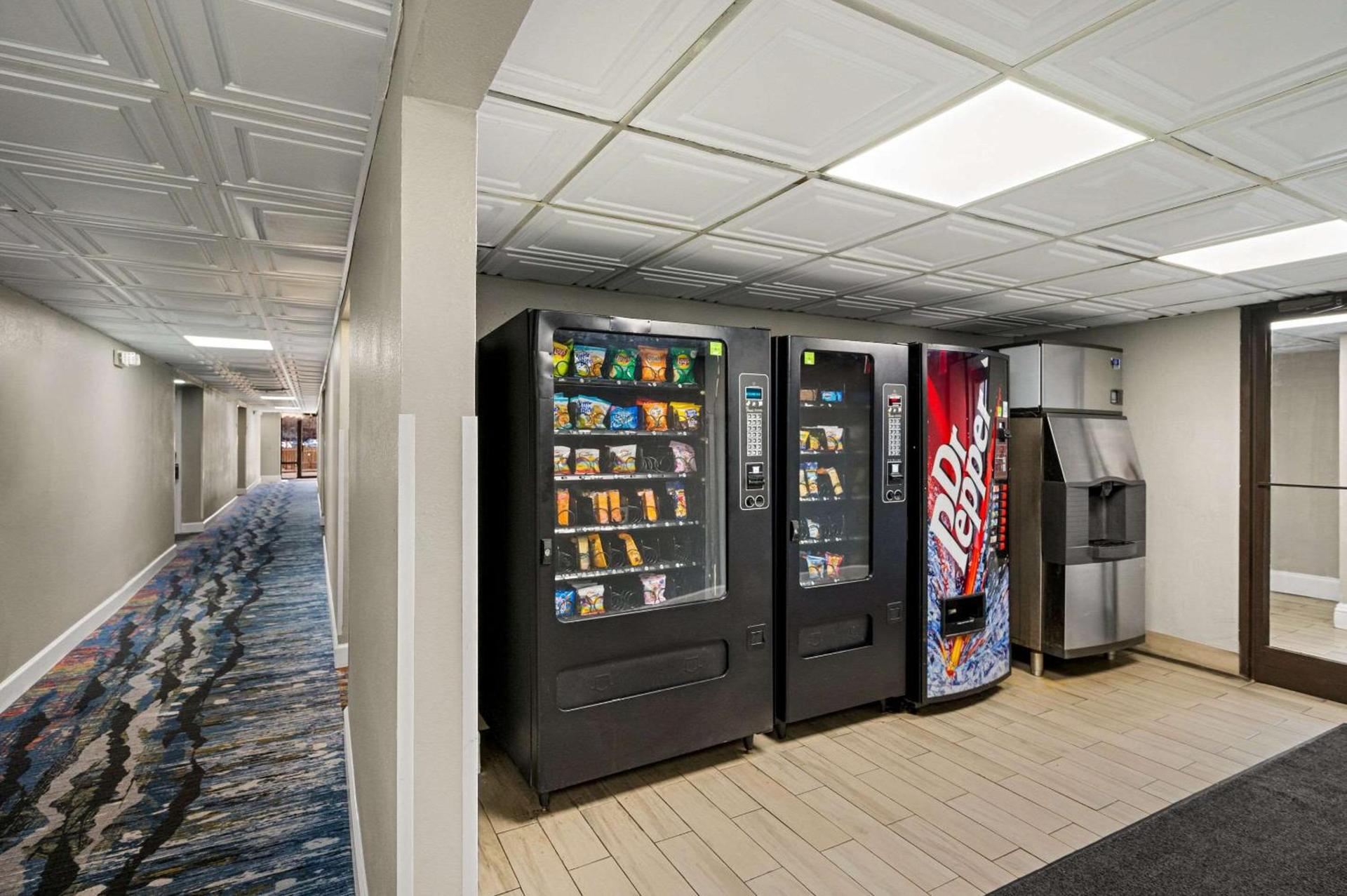 Quality Inn & Suites North Little Rock photo 32