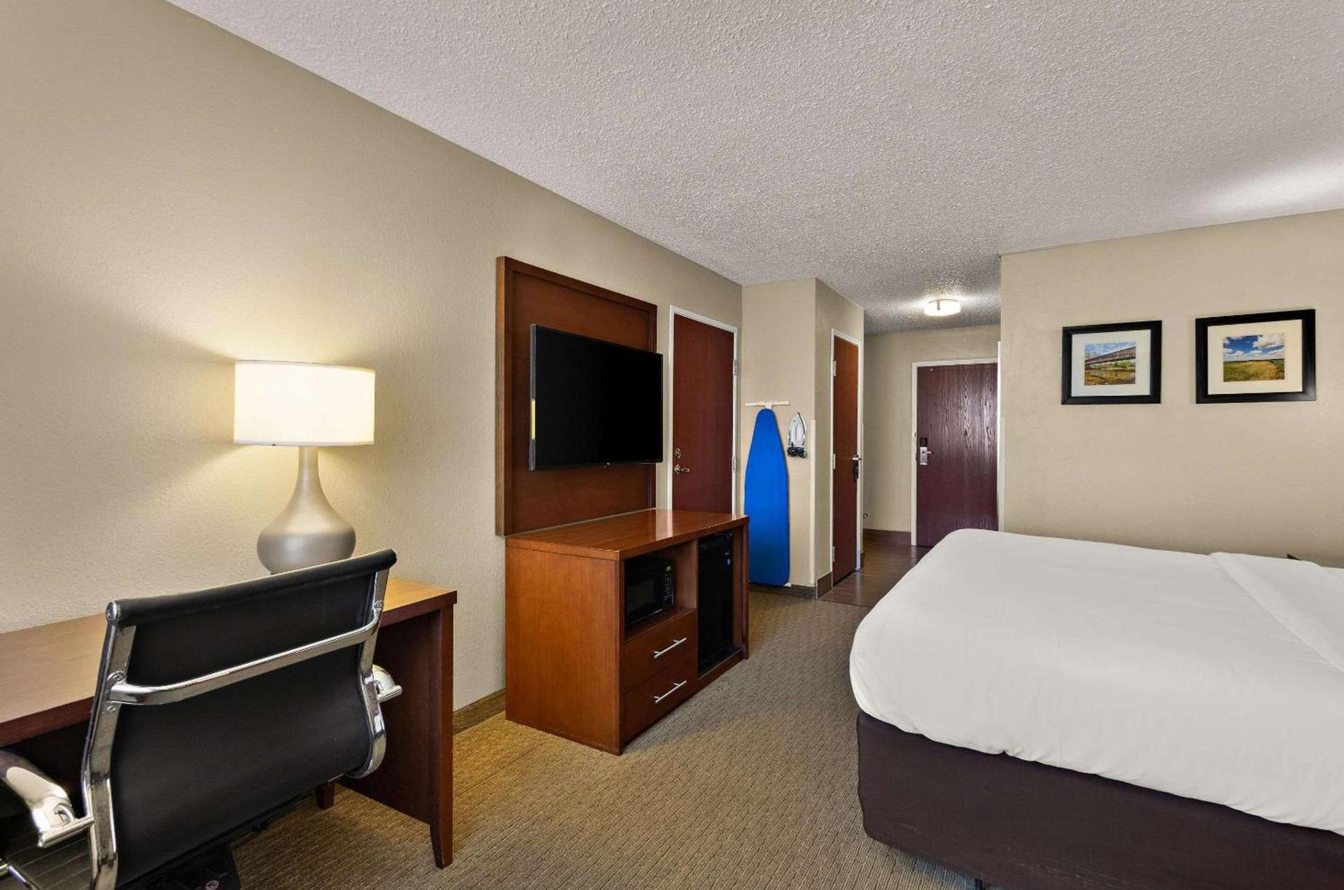 Comfort Inn Near Ouabache State Park photo 23