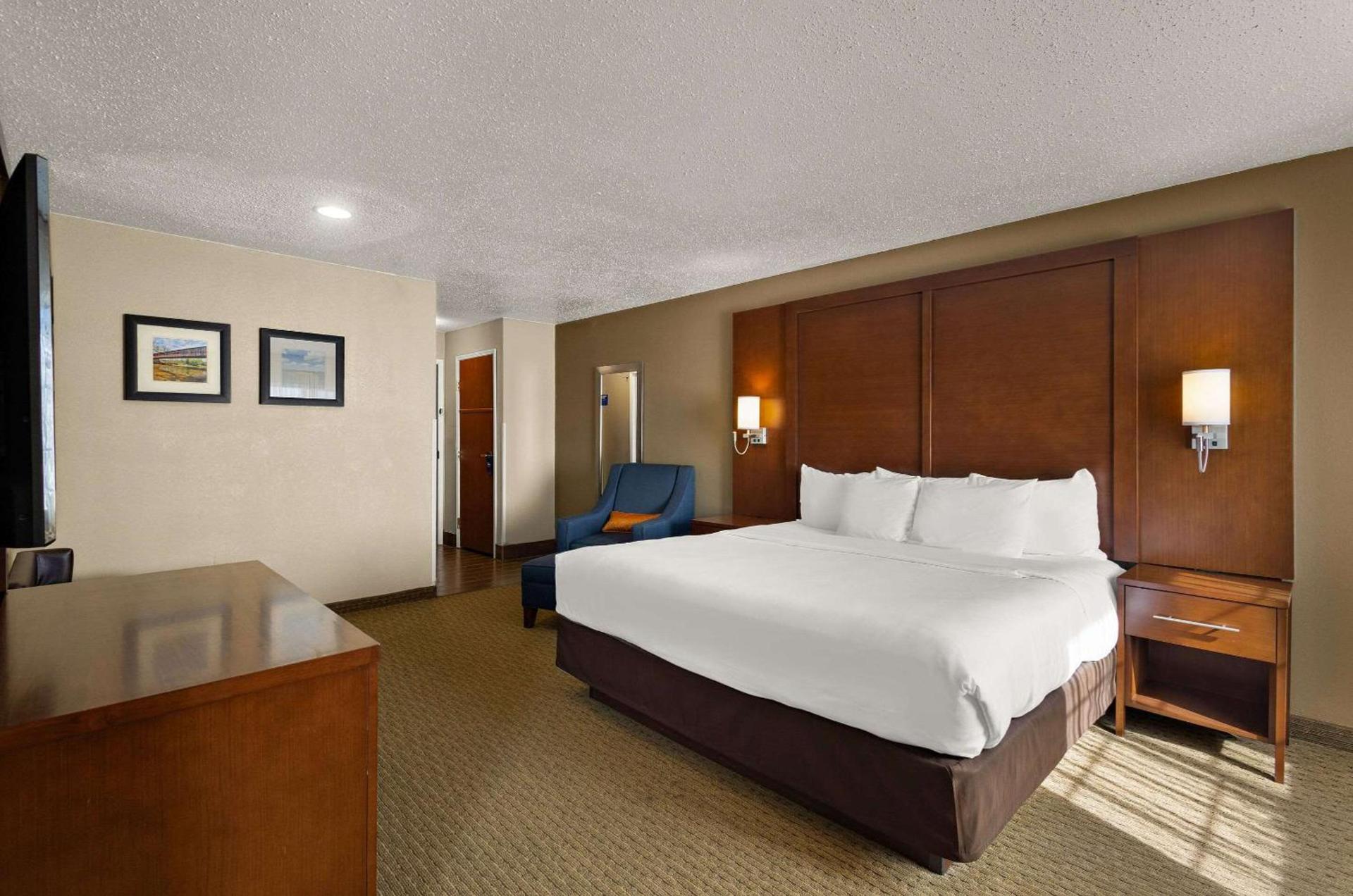 Comfort Inn Near Ouabache State Park photo 25