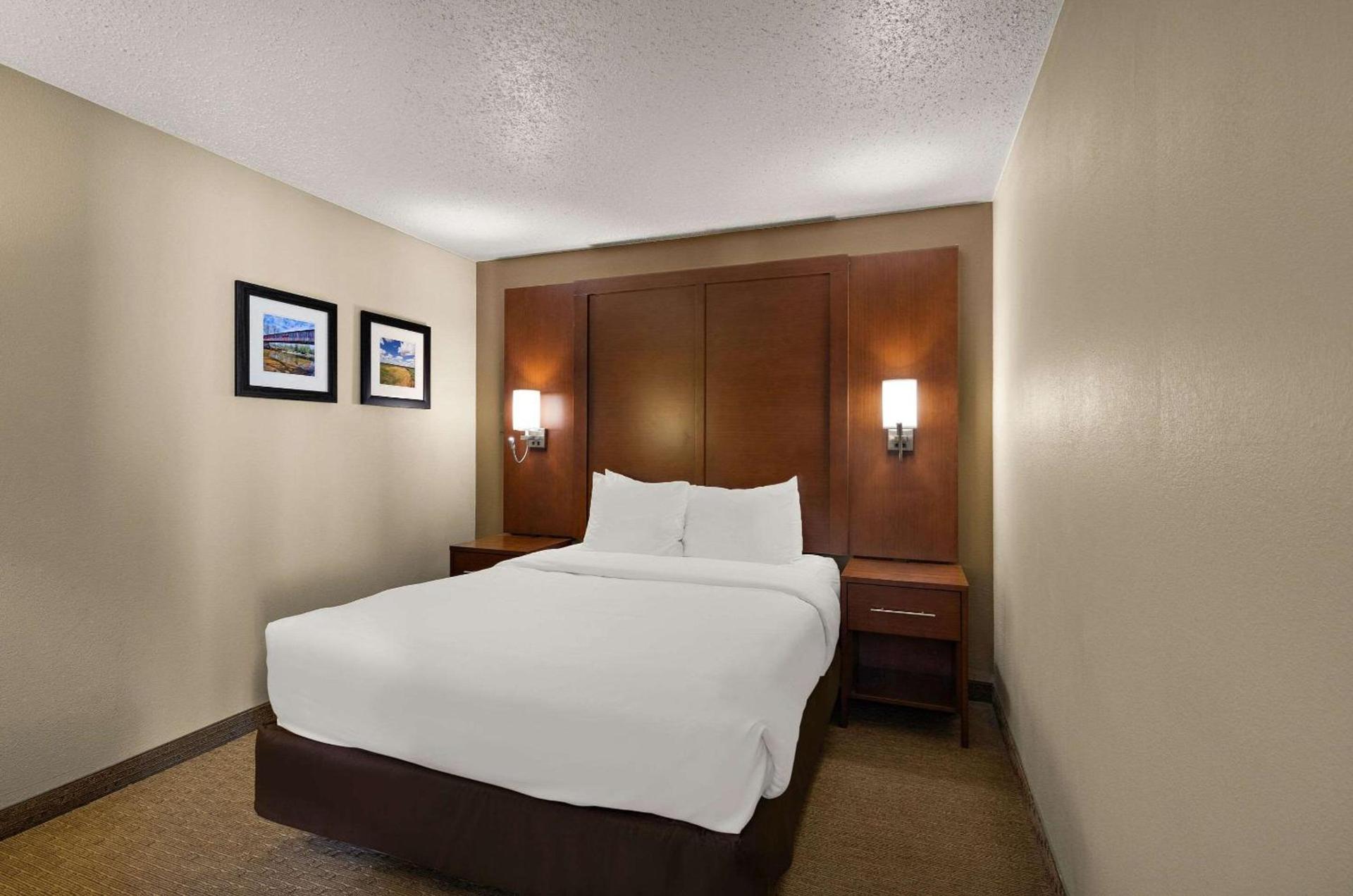 Comfort Inn Near Ouabache State Park photo 49