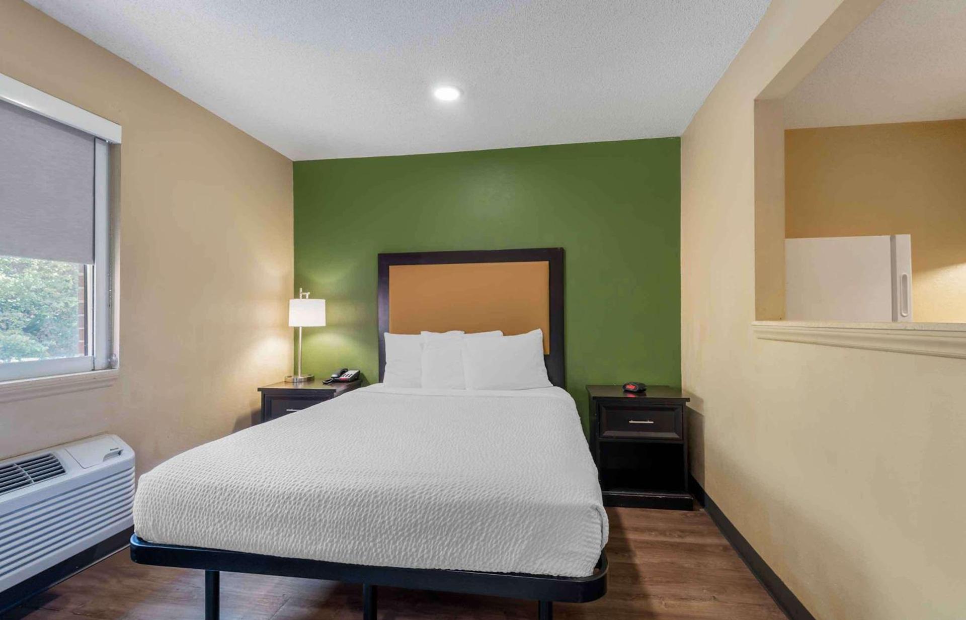 Studio 6 Suites Charlotte, NC - Tyvola Rd Executive Park photo 10