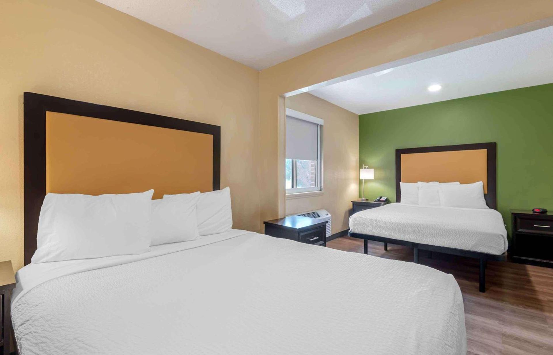 Studio 6 Suites Charlotte, NC - Tyvola Rd Executive Park photo 11