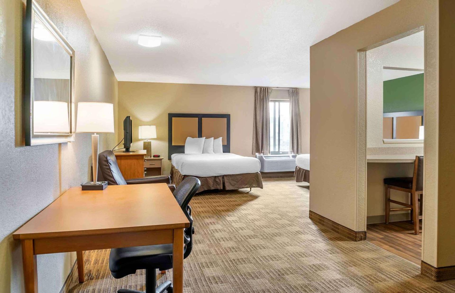 Extended Stay America Select Suites - Detroit - Warren photo 18