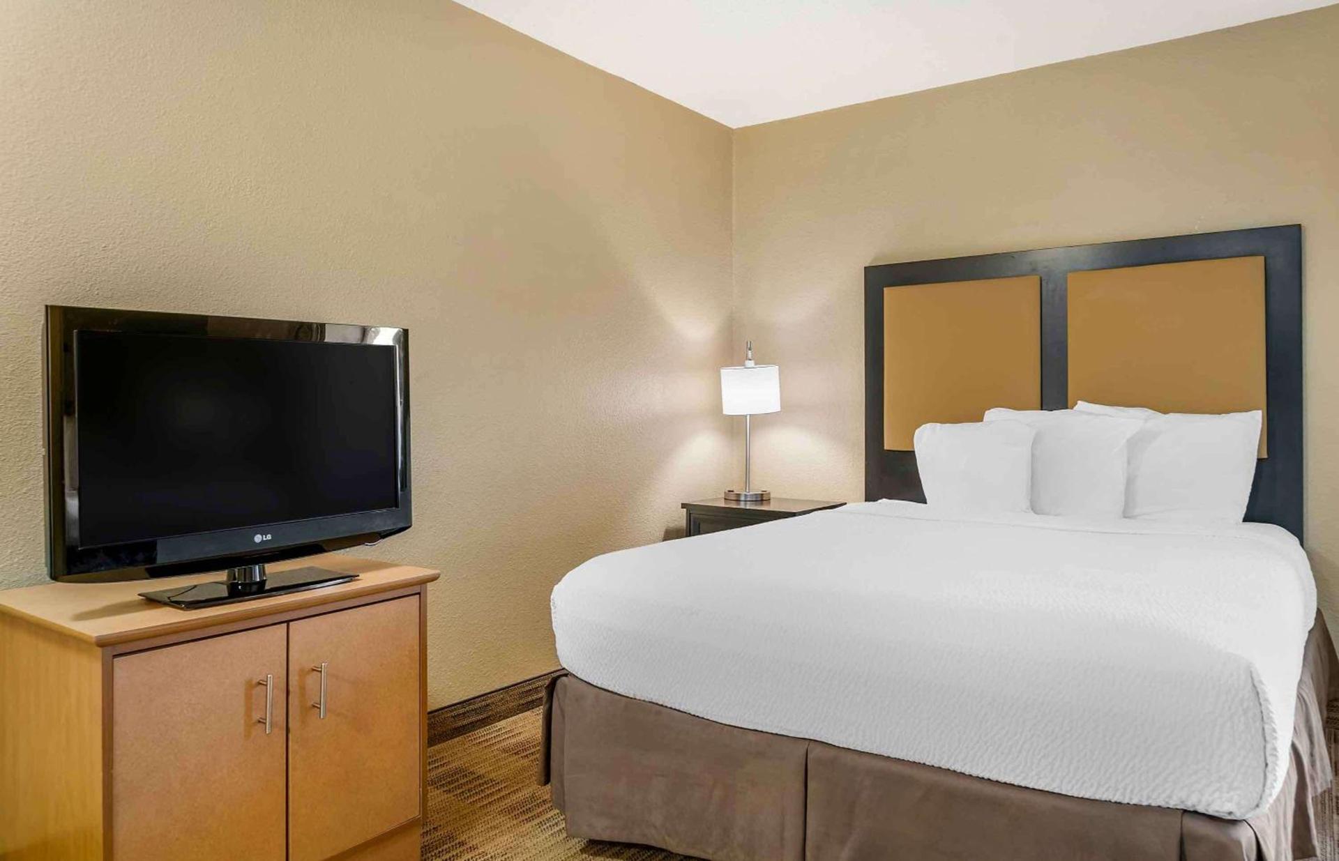 Extended Stay America Select Suites - Detroit - Ann Arbor - University South photo 14