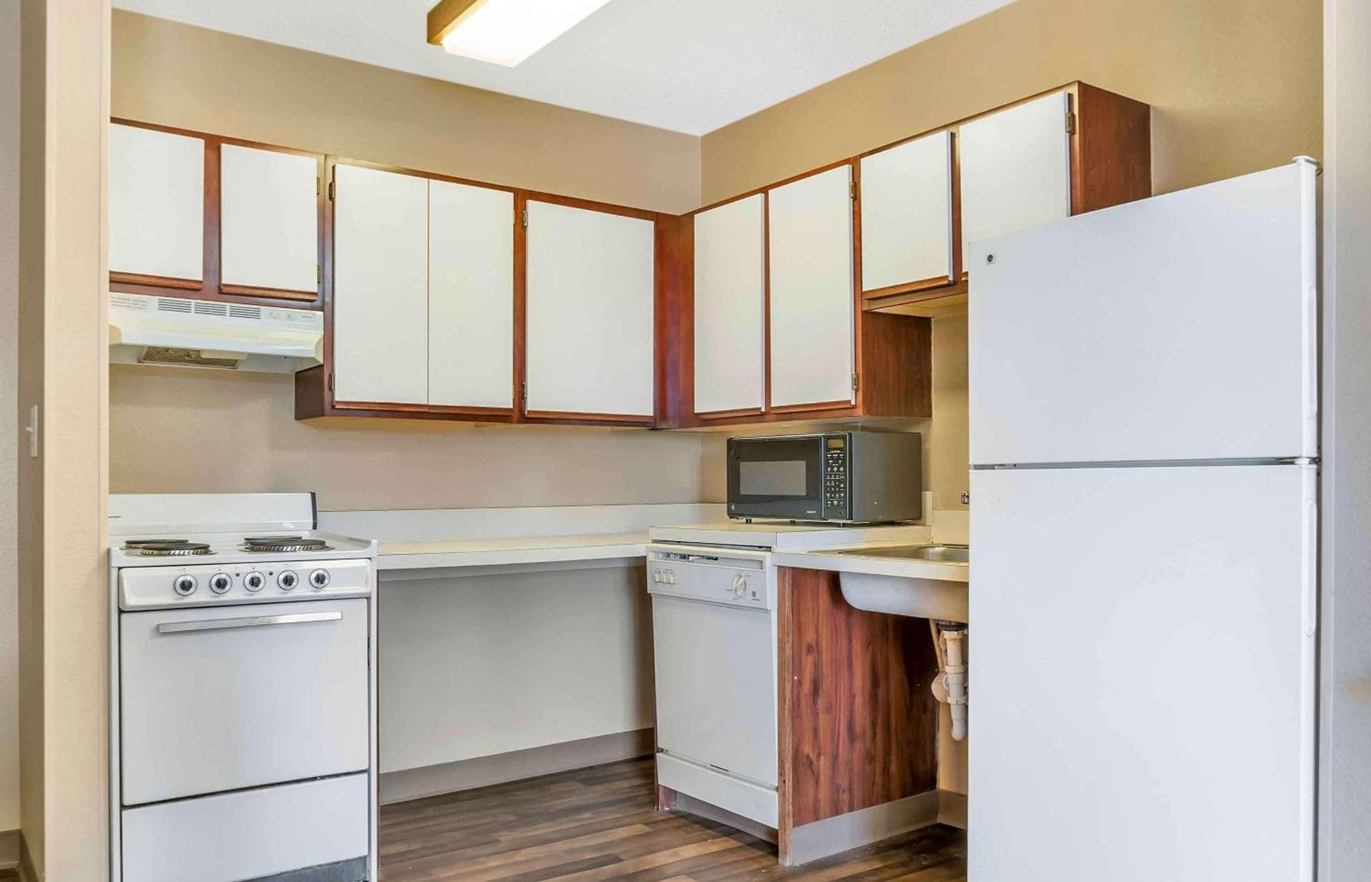 Extended Stay America Select Suites - Detroit - Ann Arbor - University South photo 16