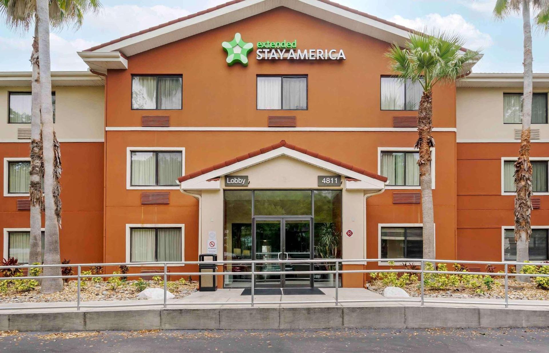 Extended Stay America Select Suites Tampa Airport Memorial Hwy photo 2