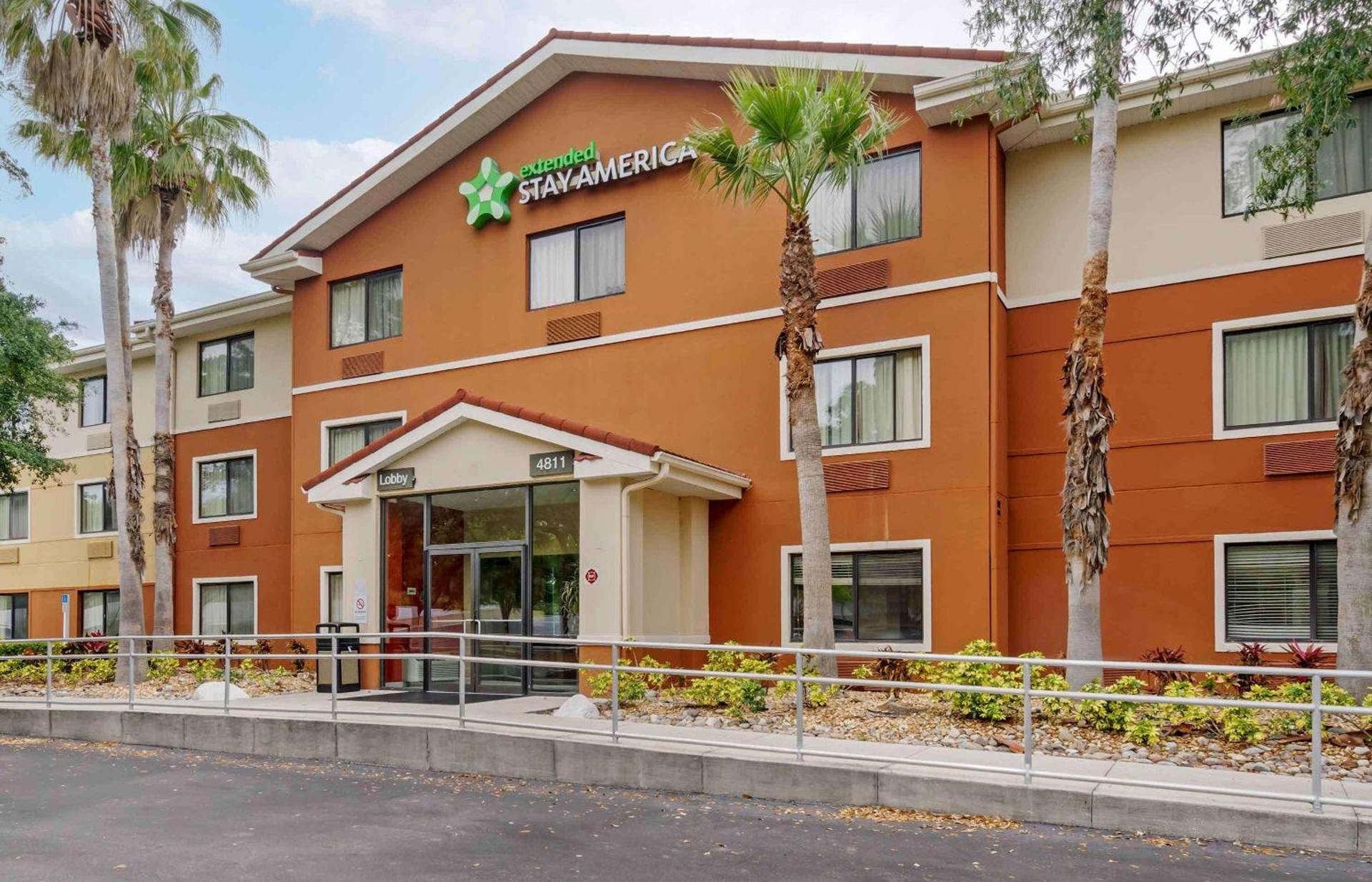 Extended Stay America Select Suites Tampa Airport Memorial Hwy photo 1