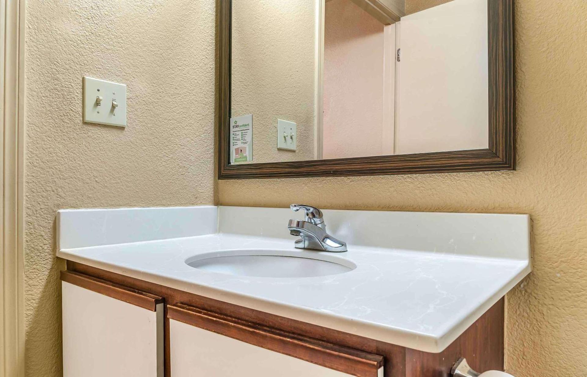 Extended Stay America Select Suites - Detroit - Ann Arbor - University South photo 37