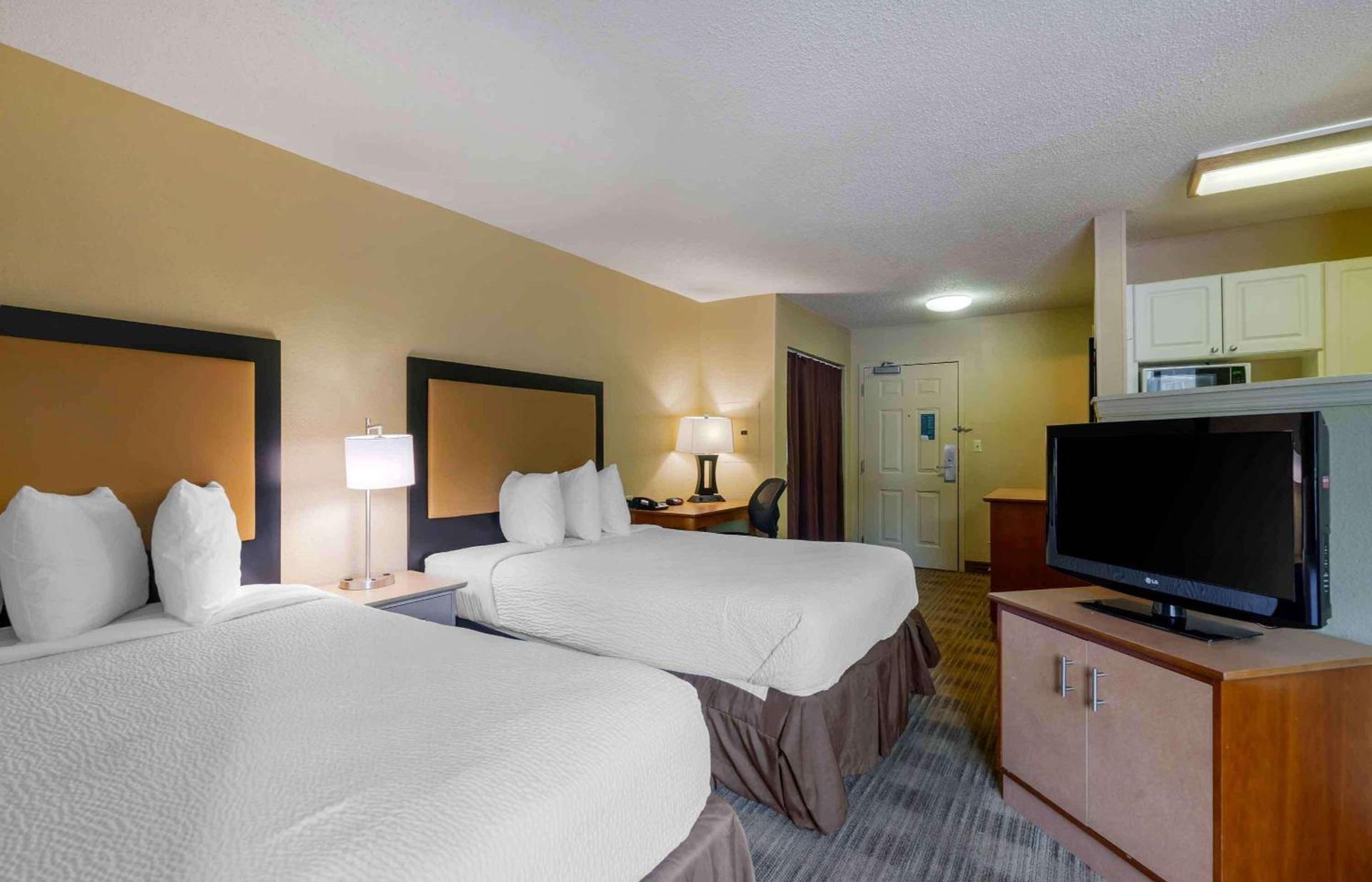 Extended Stay America Select Suites Tampa Airport Memorial Hwy photo 19