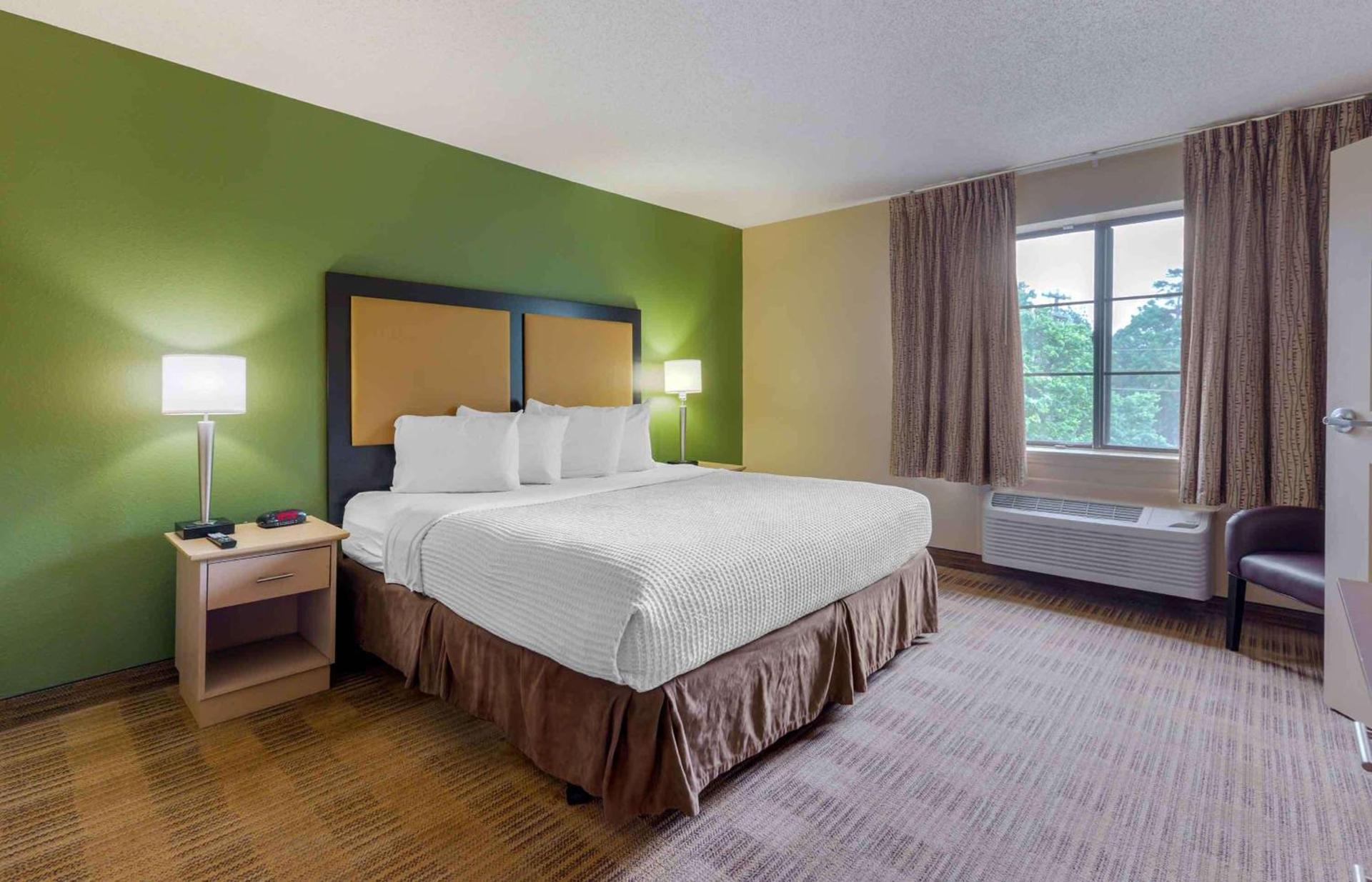 Extended Stay America Select Suites Tampa Airport Memorial Hwy photo 23